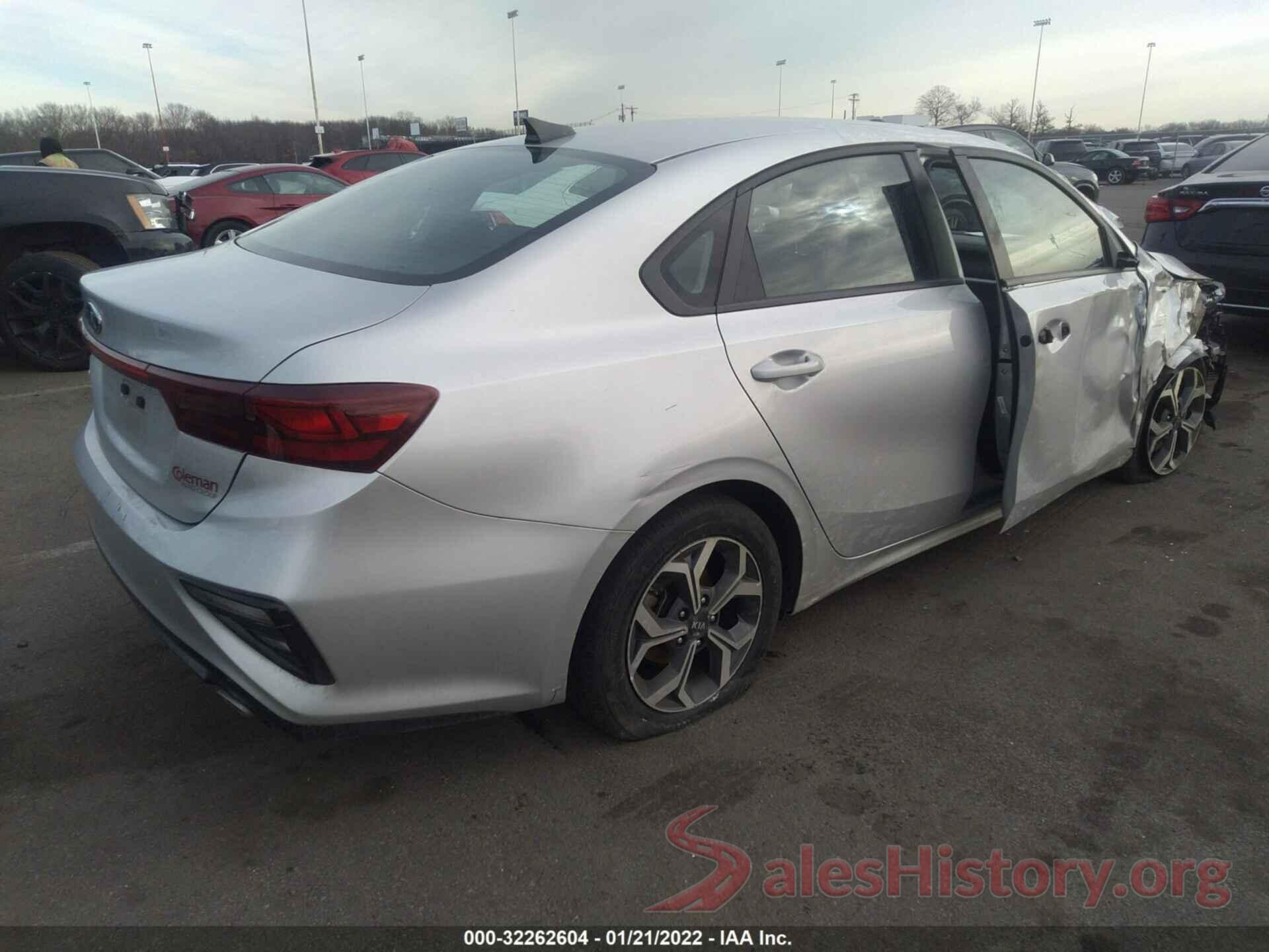 3KPF24AD0KE121344 2019 KIA FORTE