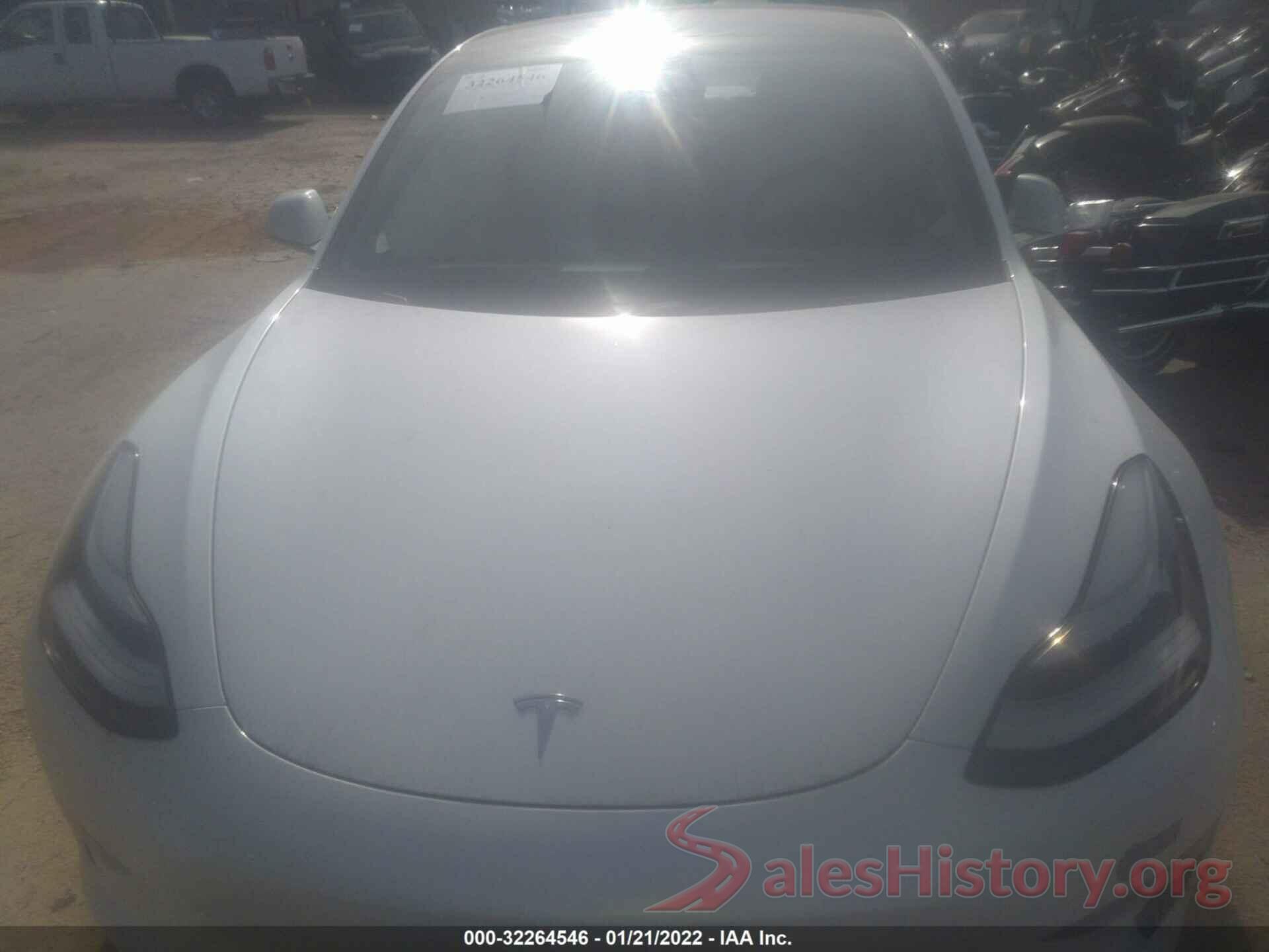 5YJ3E1EB3JF147530 2018 TESLA MODEL 3