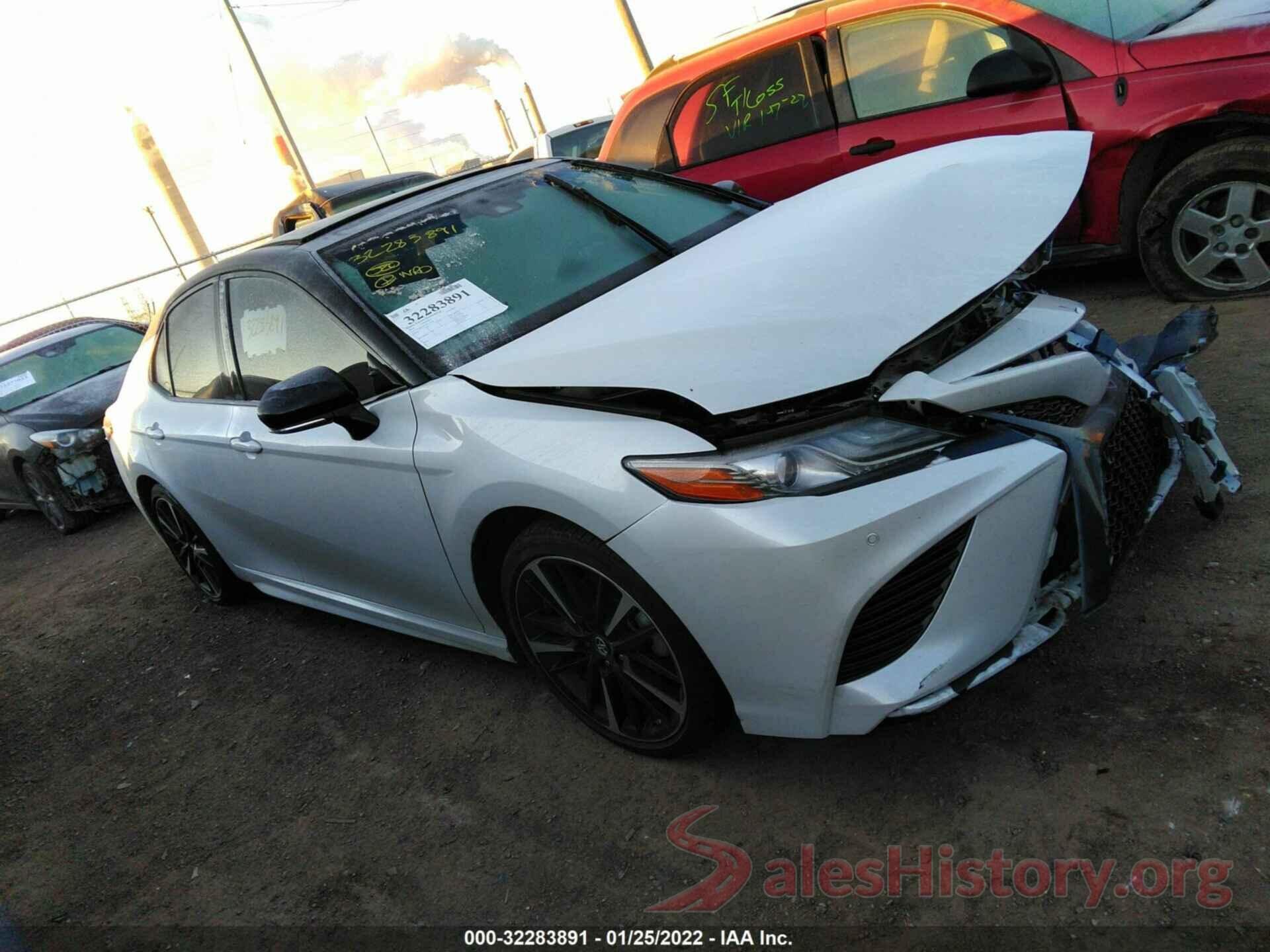 4T1B61HK7JU125182 2018 TOYOTA CAMRY