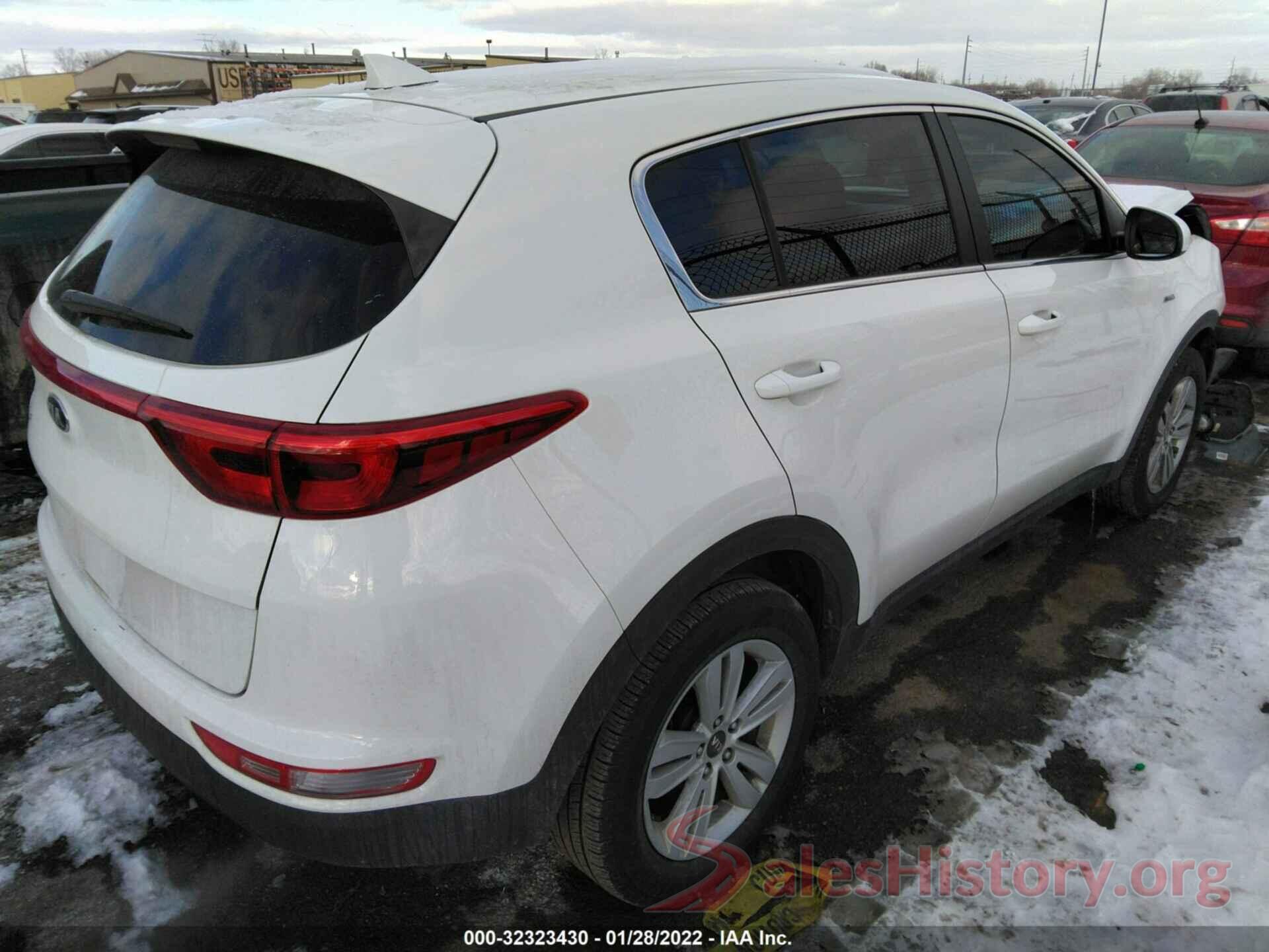 KNDPMCAC7J7464828 2018 KIA SPORTAGE