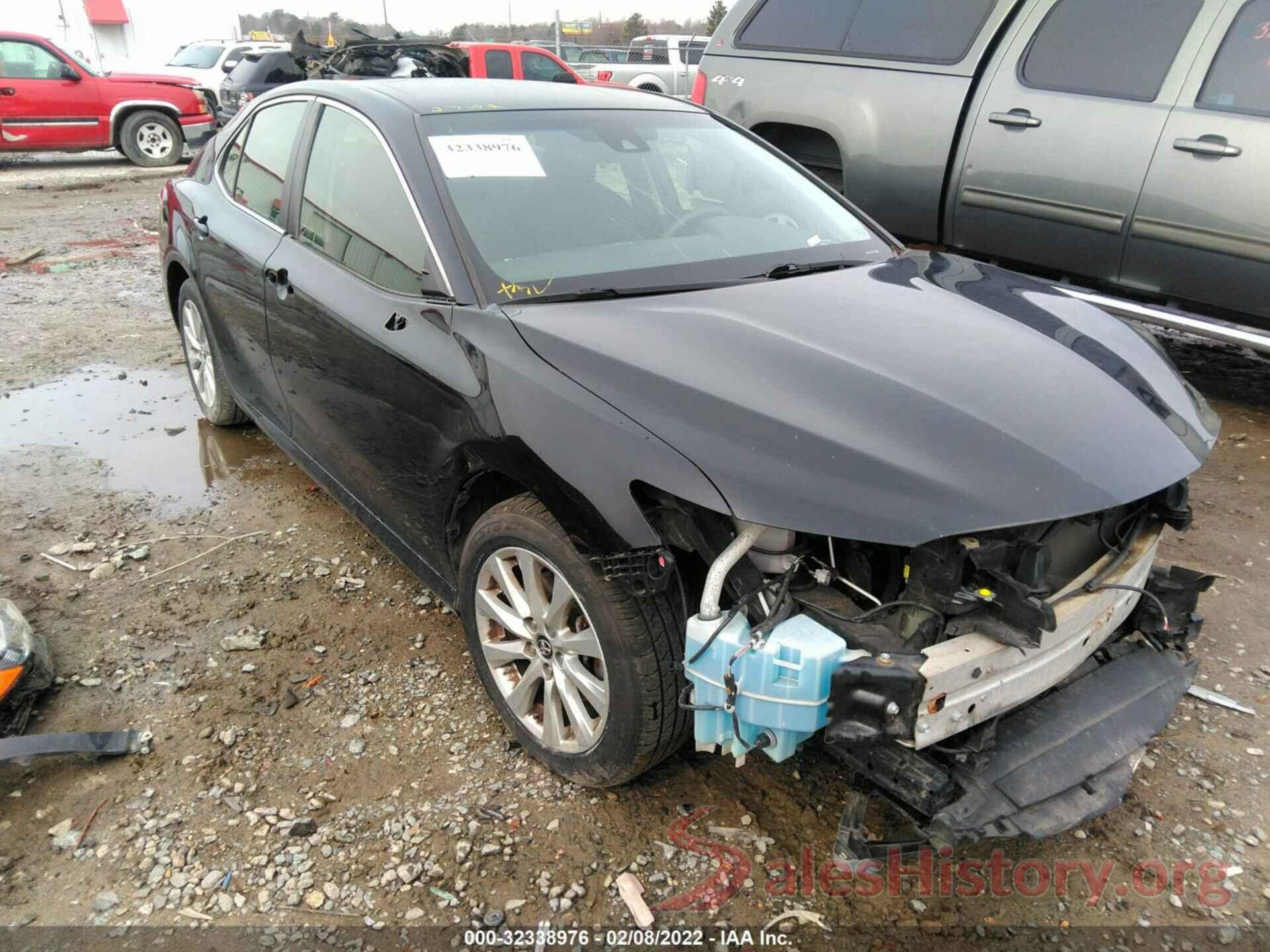 JTNB11HK5J3027126 2018 TOYOTA CAMRY