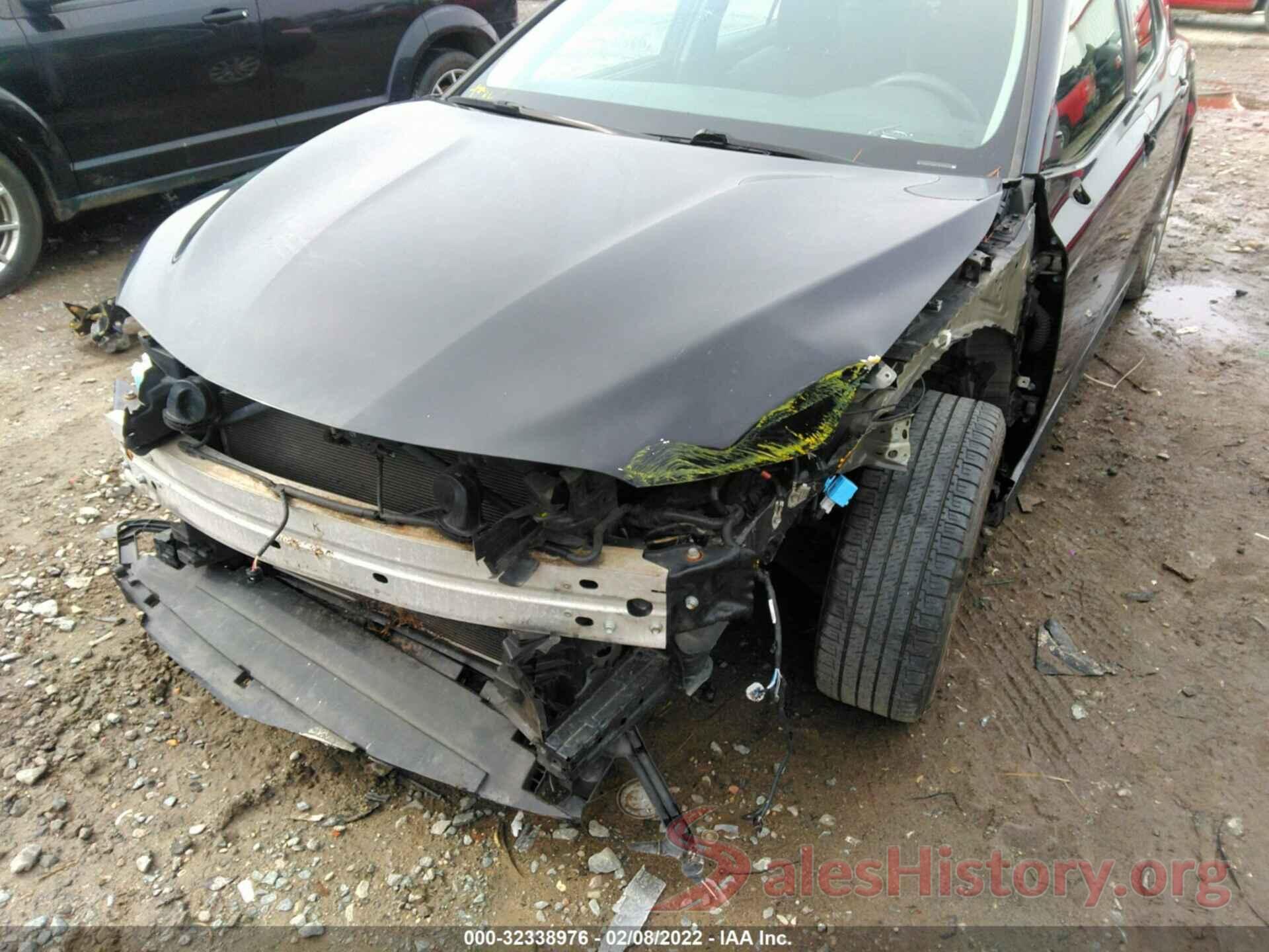 JTNB11HK5J3027126 2018 TOYOTA CAMRY