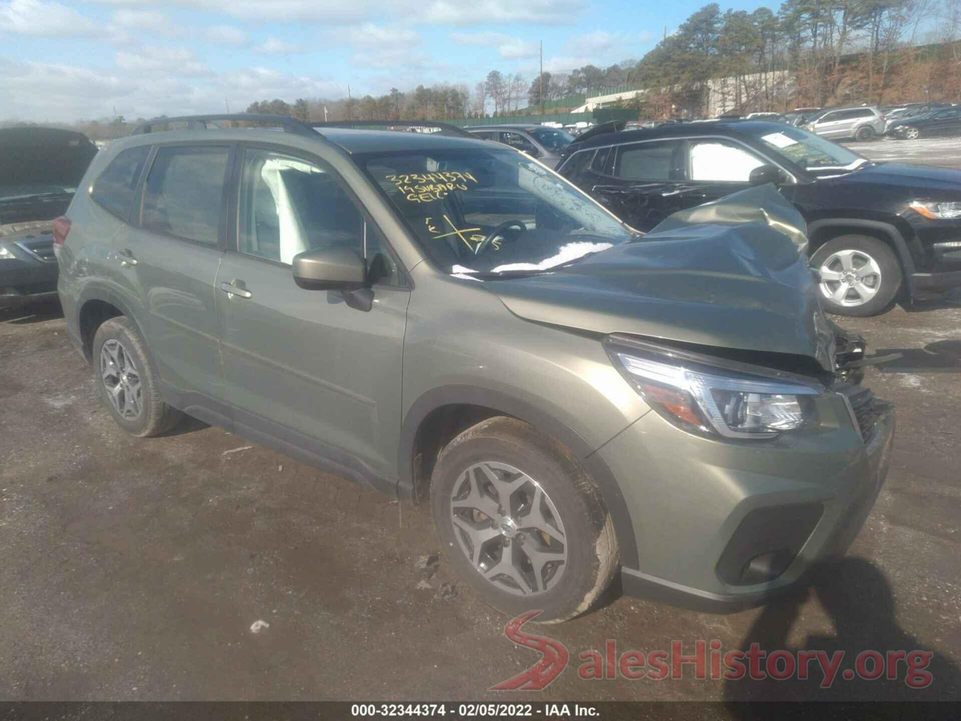 JF2SKAEC7KH498375 2019 SUBARU FORESTER