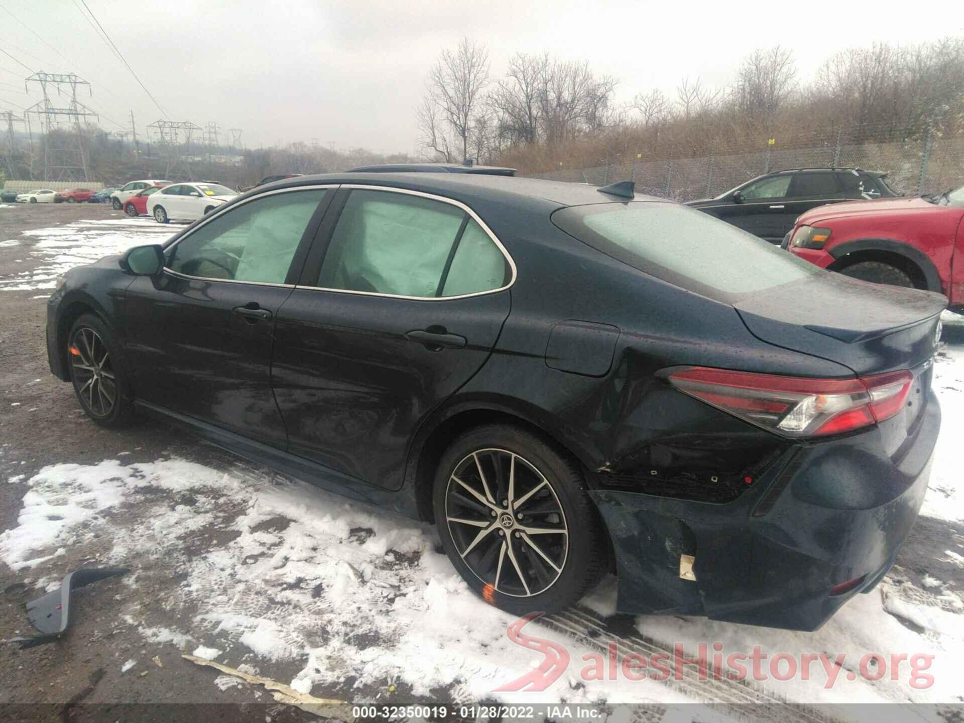 4T1G11AK9MU524582 2021 TOYOTA CAMRY