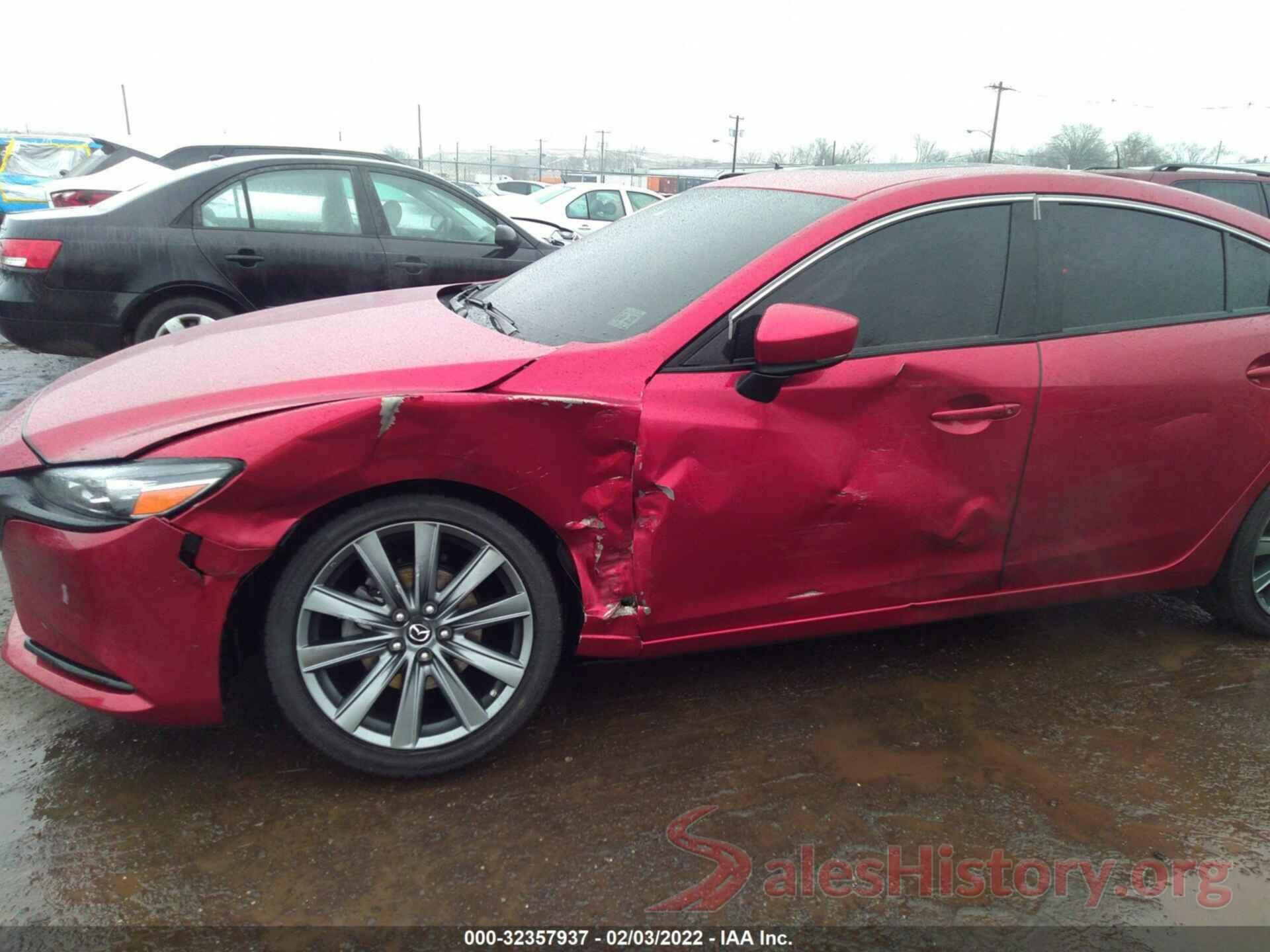 JM1GL1VM3J1323946 2018 MAZDA MAZDA6