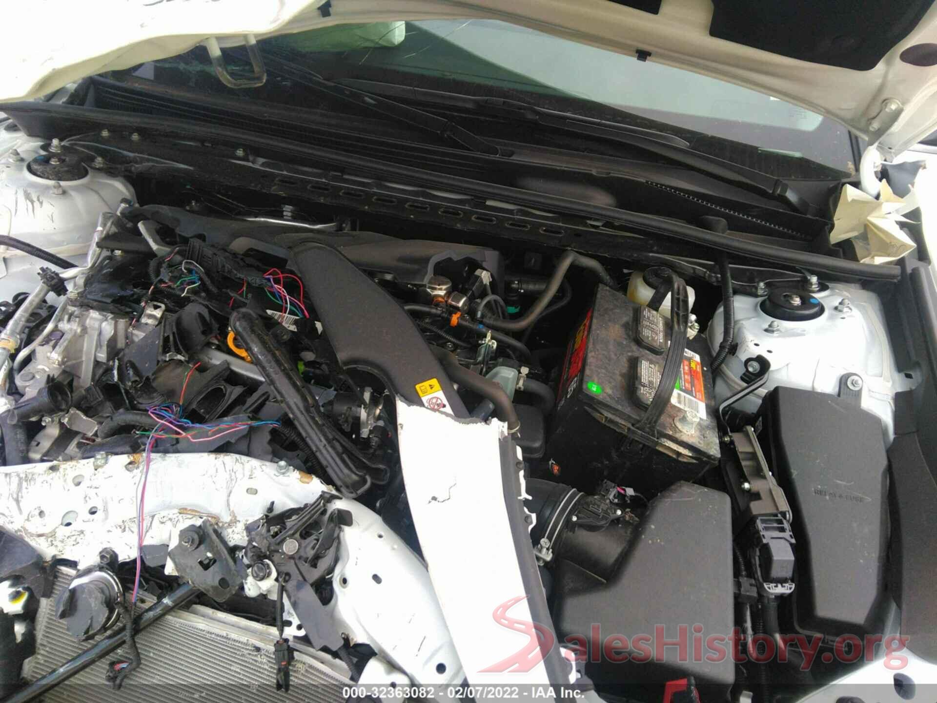 4T1T11AK1NU643940 2022 TOYOTA CAMRY