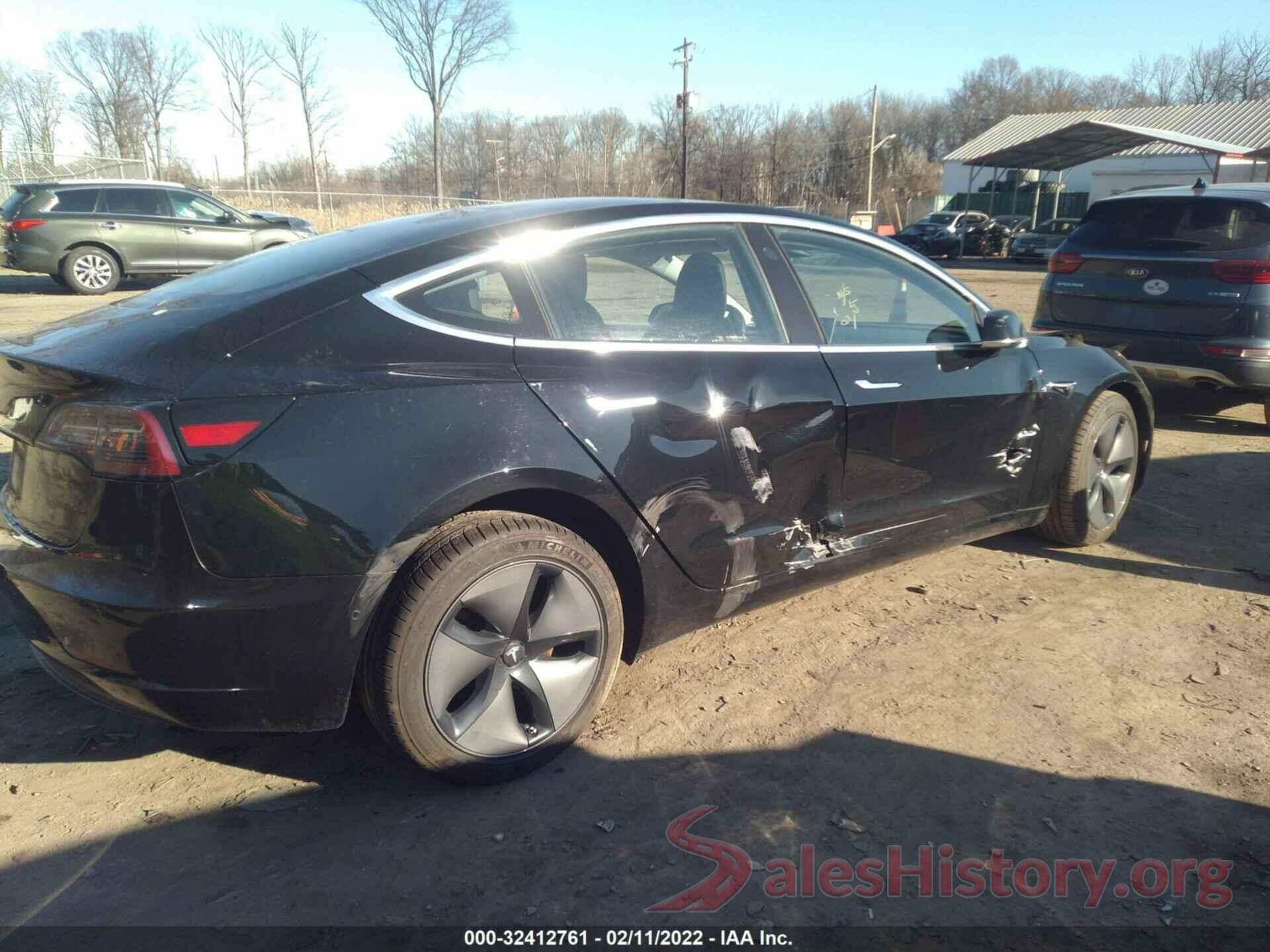 5YJ3E1EA6JF051687 2018 TESLA MODEL 3