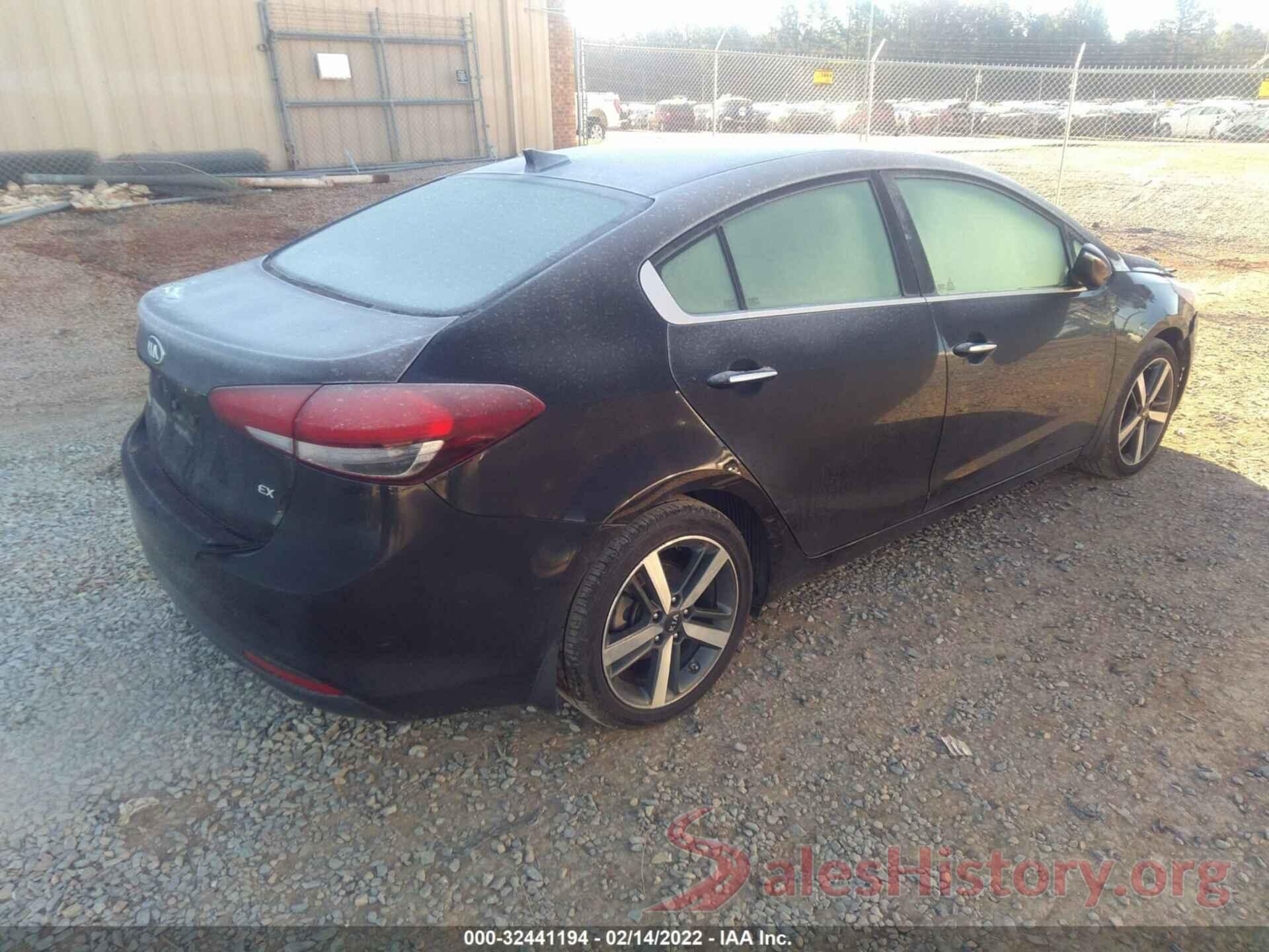 3KPFL4A82JE243072 2018 KIA FORTE