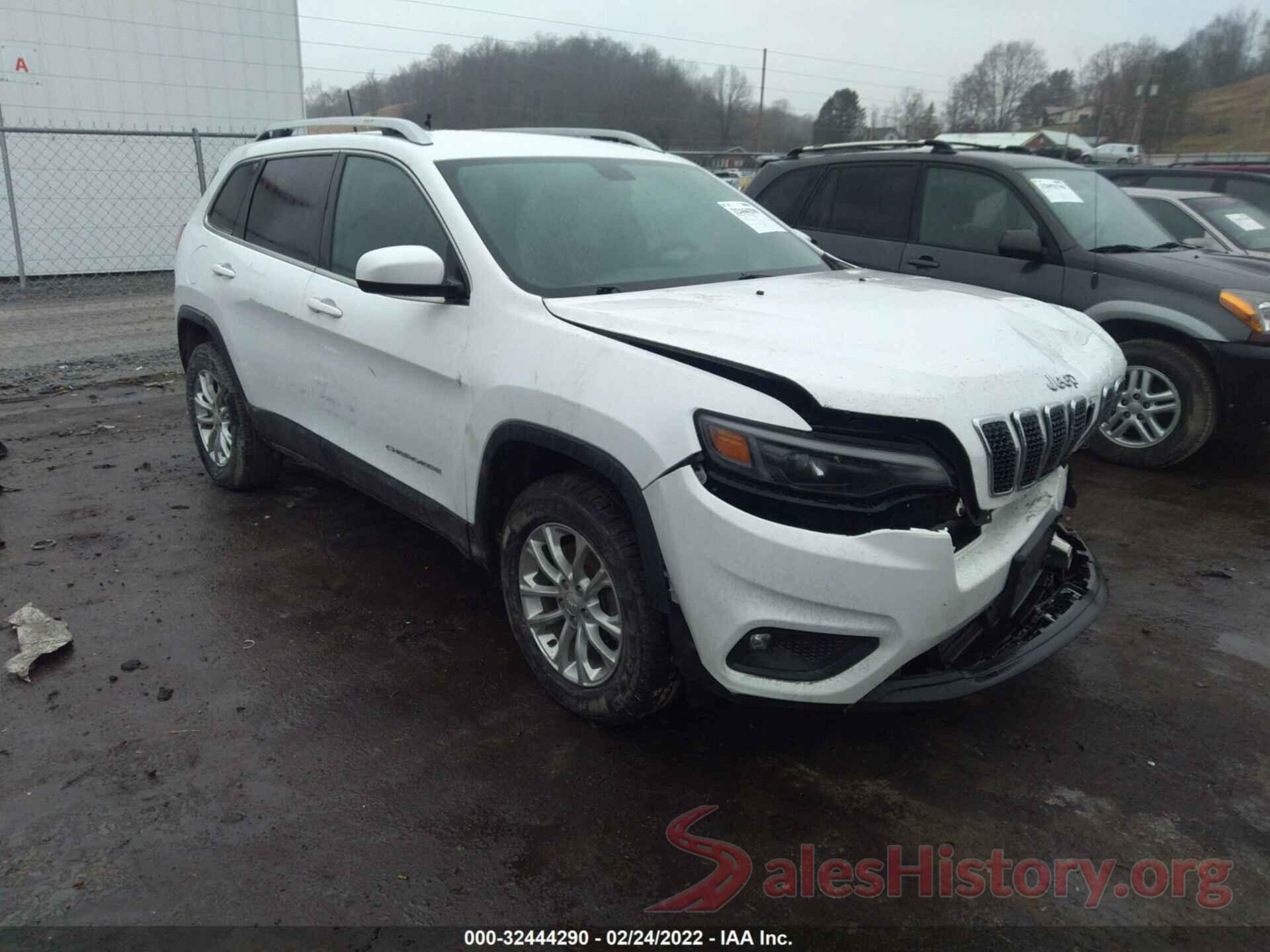 1C4PJMCB9KD319523 2019 JEEP CHEROKEE