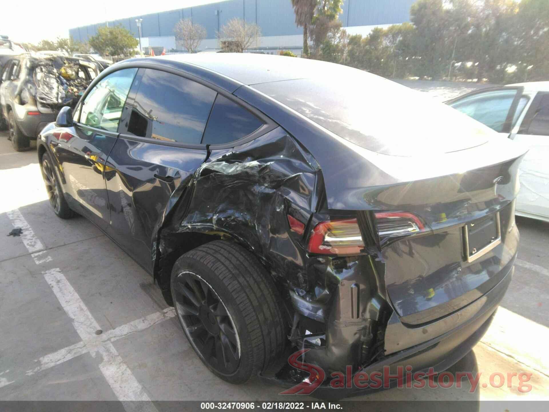 7SAYGDEE0NF342988 2022 TESLA MODEL Y