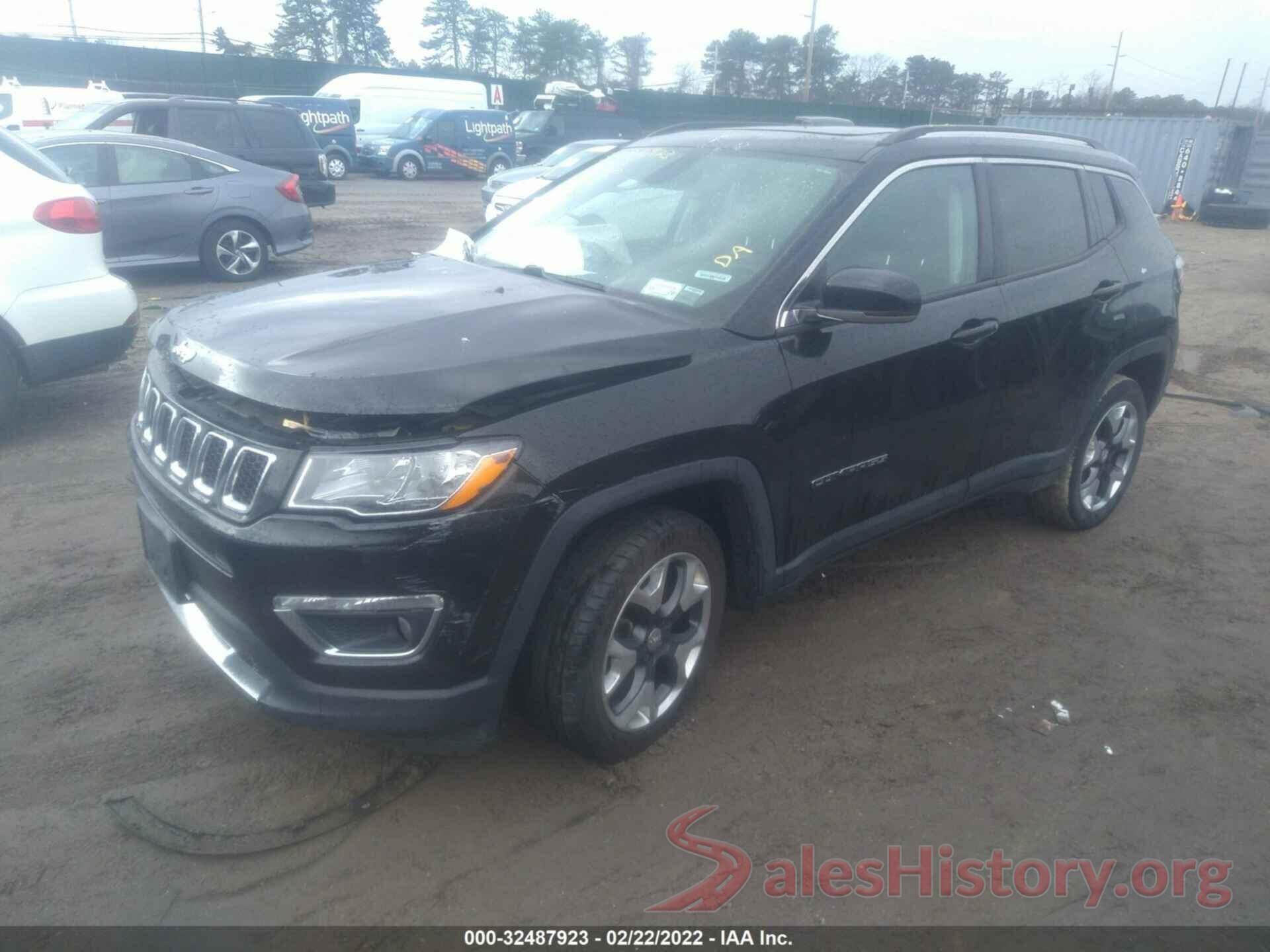 3C4NJDCB2JT435291 2018 JEEP COMPASS