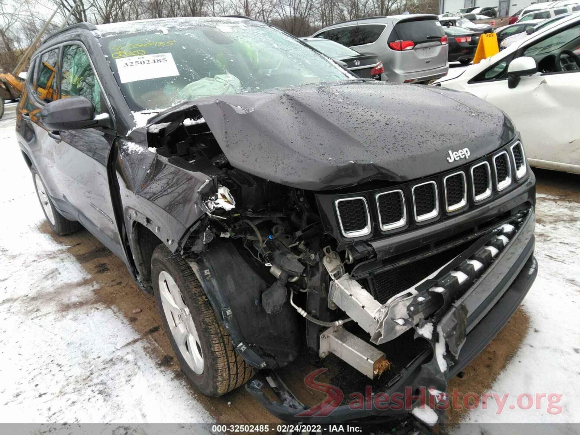 3C4NJDBB2JT264494 2018 JEEP COMPASS