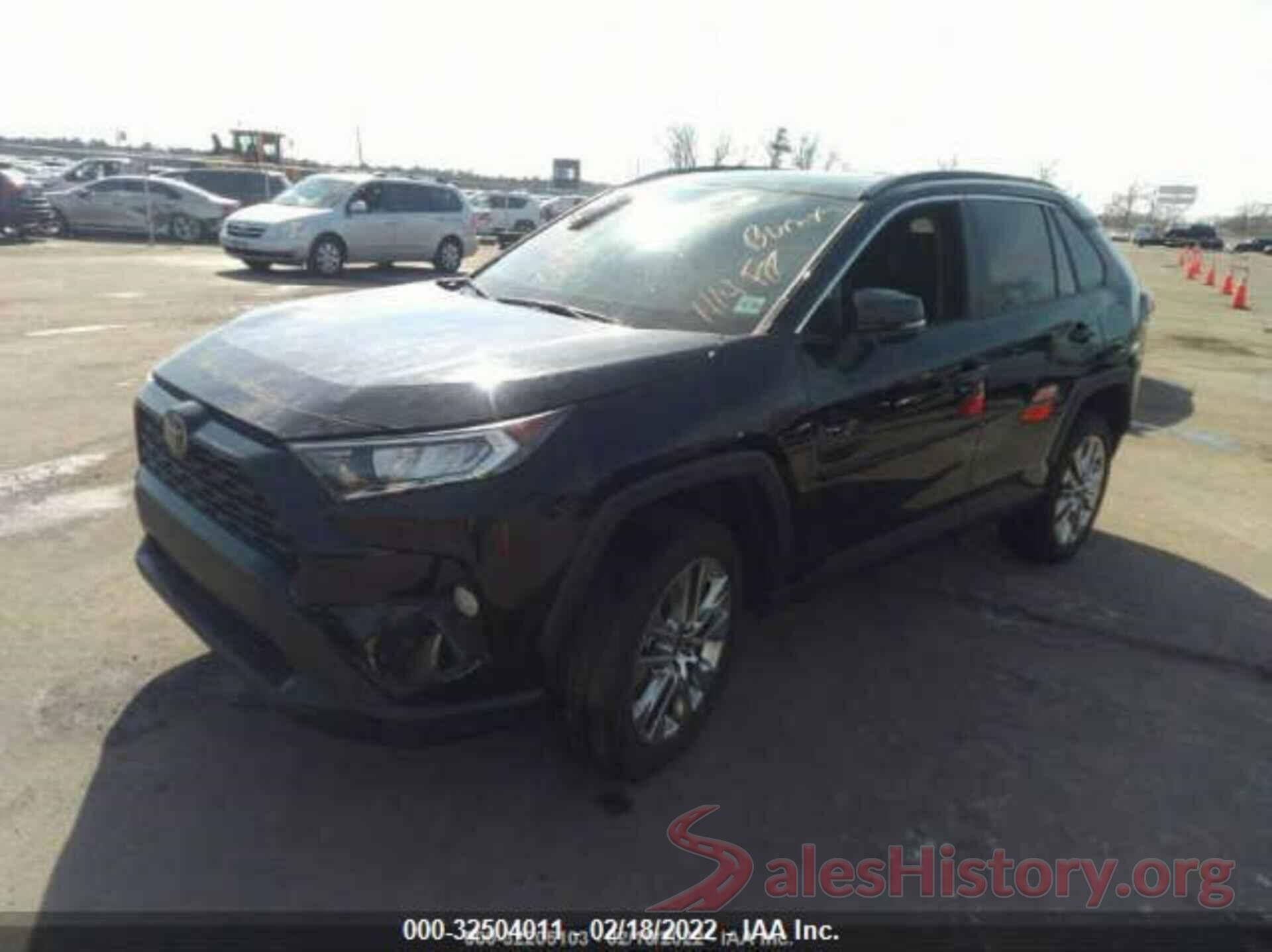 2T3A1RFV0MC221304 2021 TOYOTA RAV4