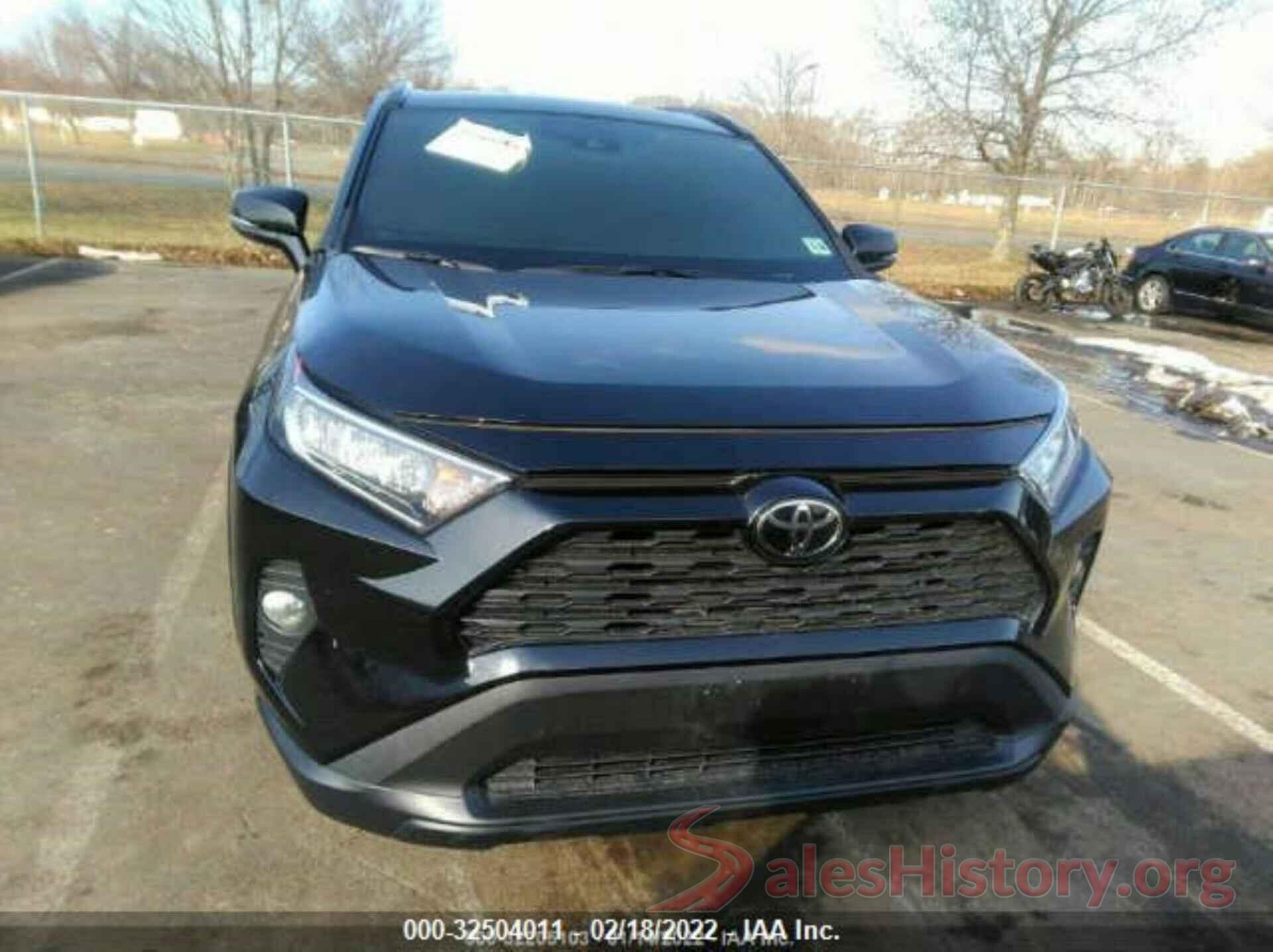 2T3A1RFV0MC221304 2021 TOYOTA RAV4