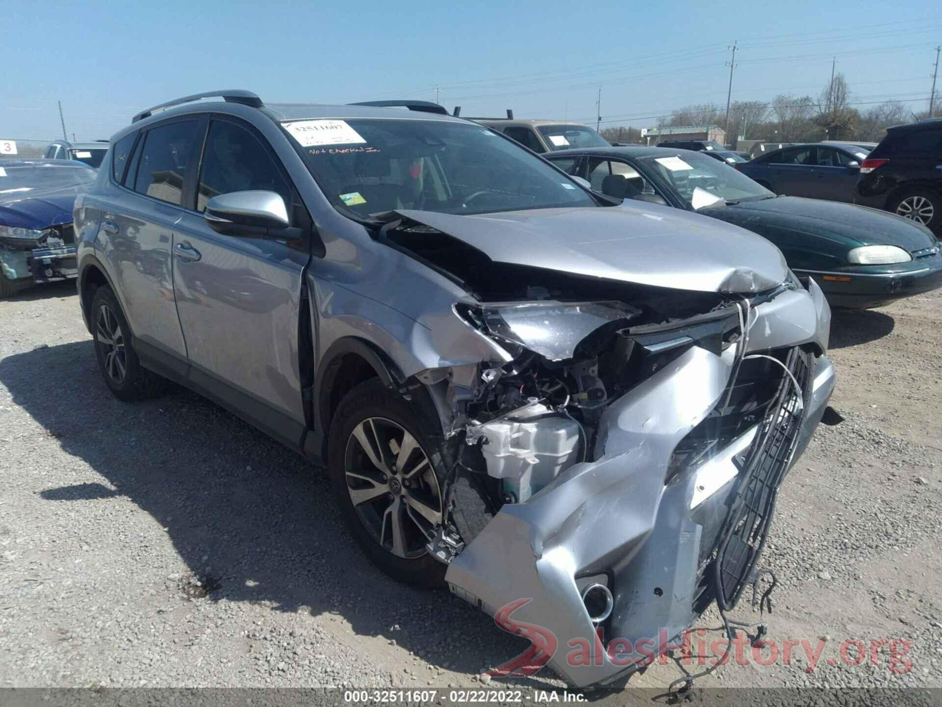 JTMWFREV0JD131439 2018 TOYOTA RAV4