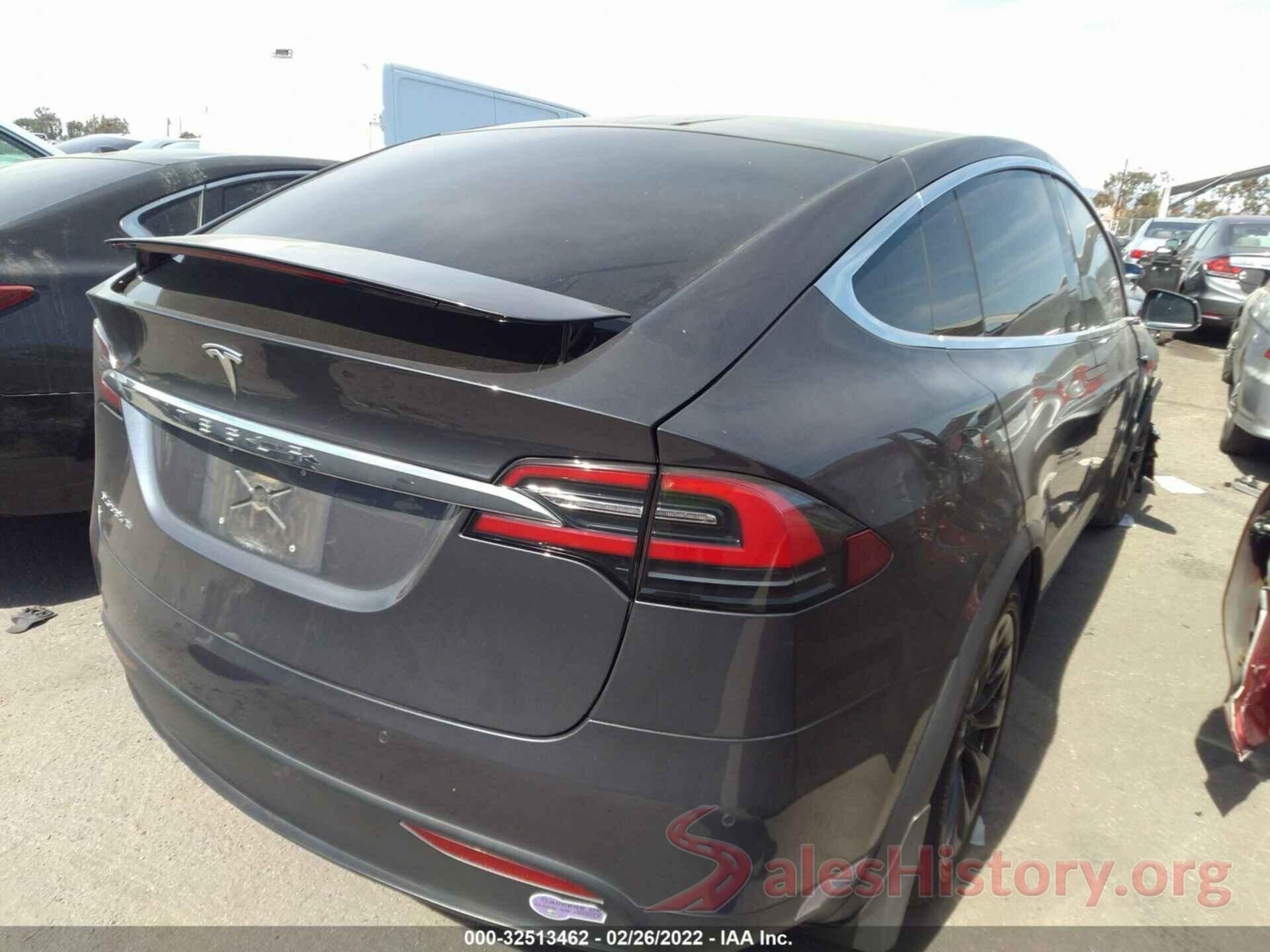 5YJXCAE28JF139611 2018 TESLA MODEL X