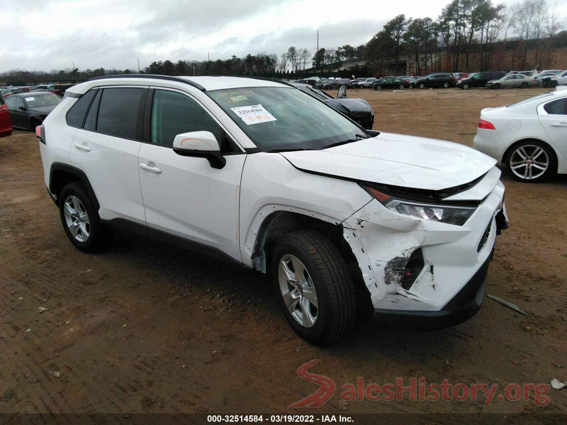 2T3P1RFV4MC235586 2021 TOYOTA RAV4