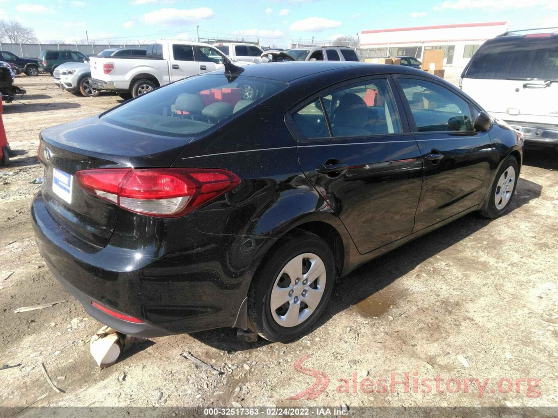 3KPFK4A76HE049357 2017 KIA FORTE