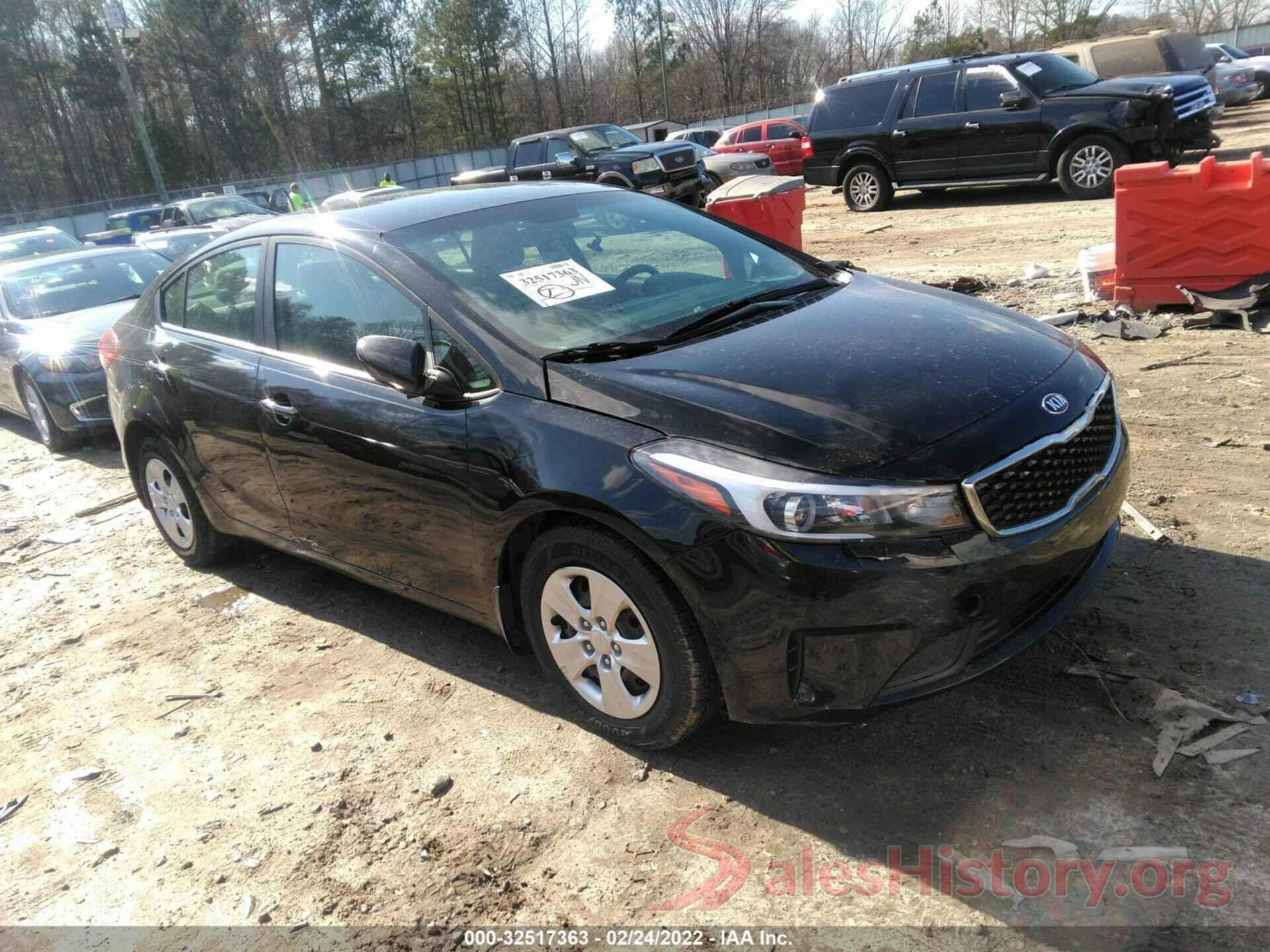 3KPFK4A76HE049357 2017 KIA FORTE