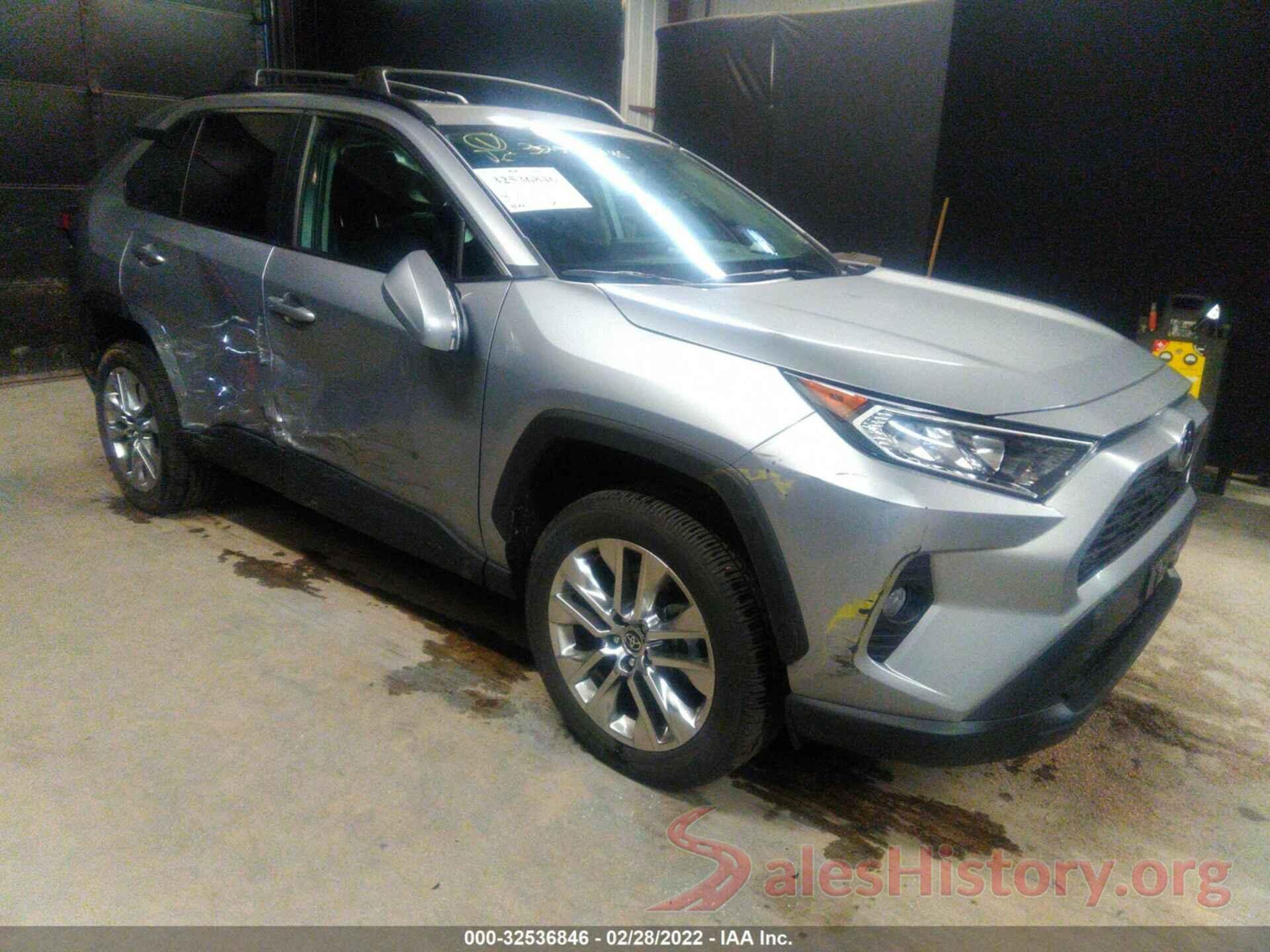 2T3A1RFV3MC231812 2021 TOYOTA RAV4