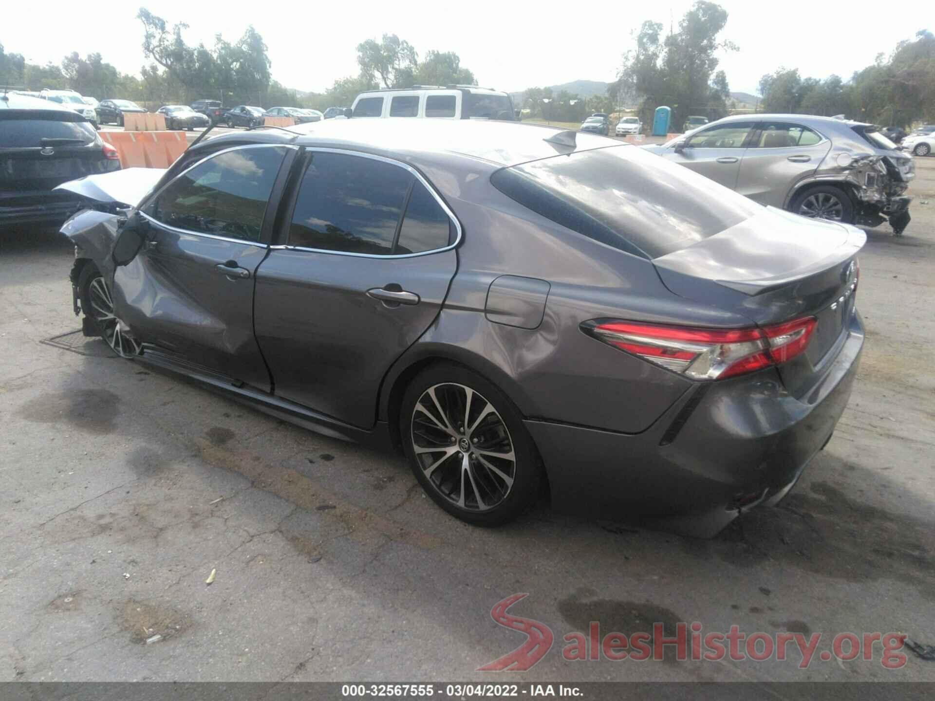 4T1B11HKXKU265677 2019 TOYOTA CAMRY