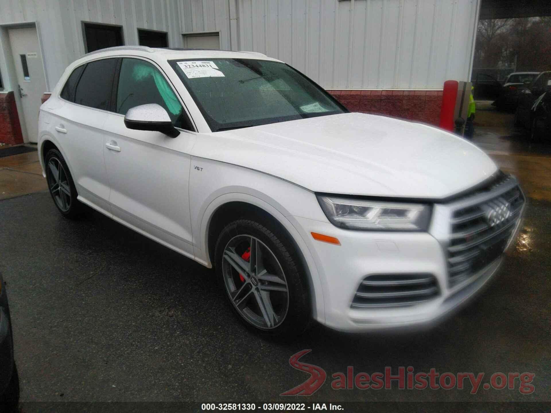 WA1A4AFY7J2158847 2018 AUDI SQ5