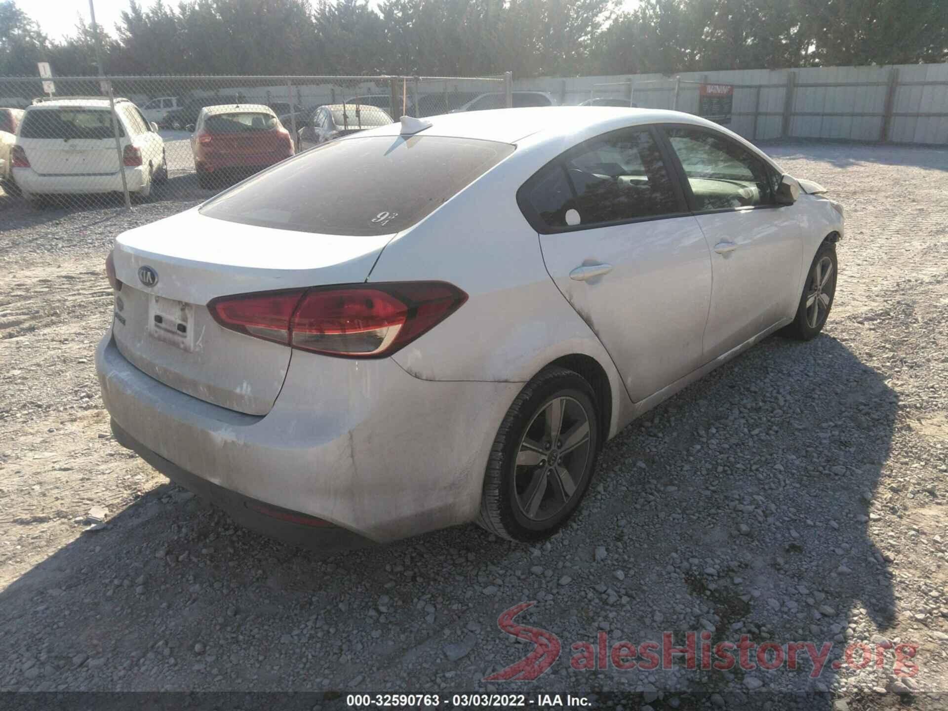 3KPFL4A75JE247902 2018 KIA FORTE