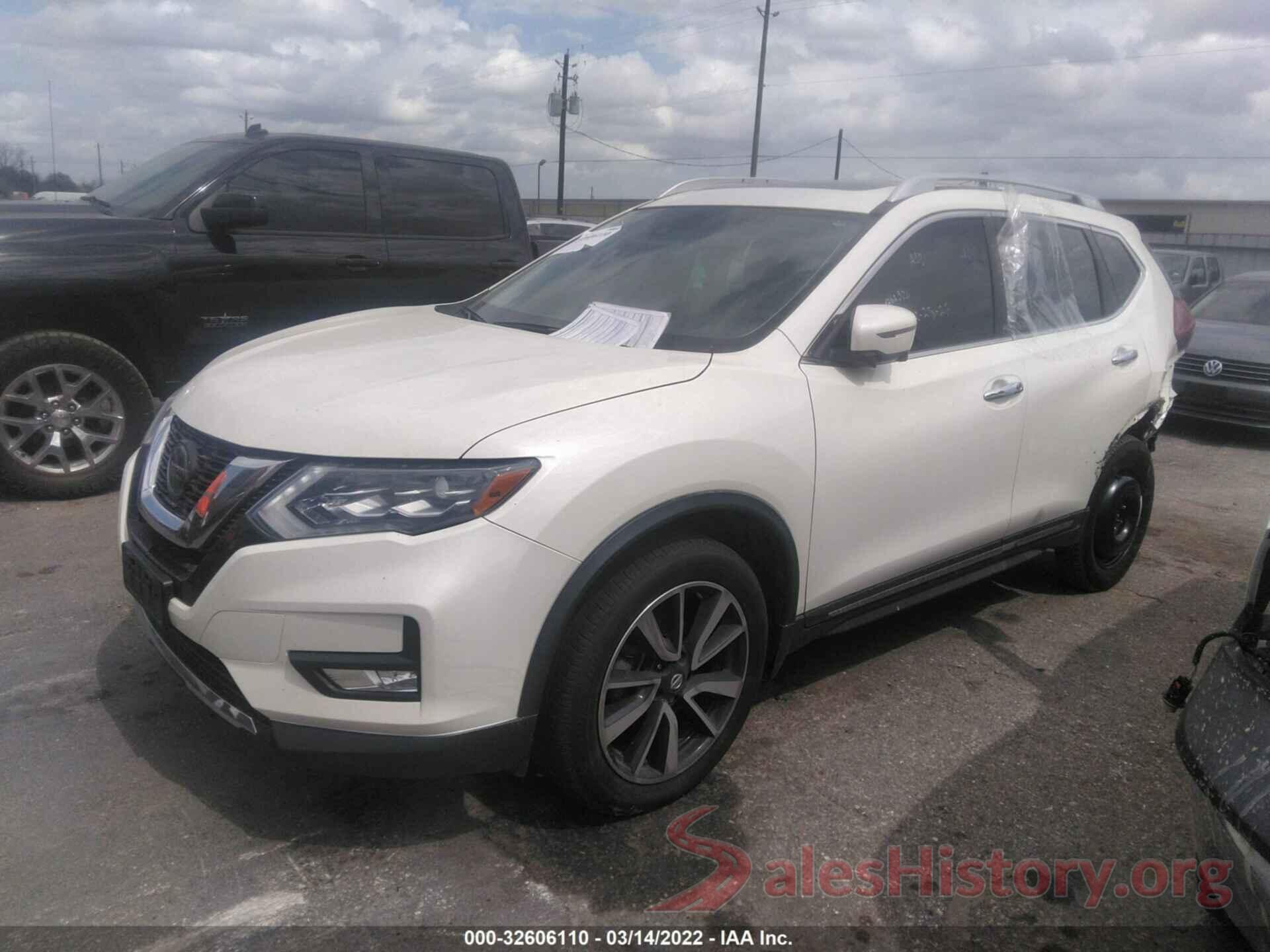 JN8AT2MV0JW322721 2018 NISSAN ROGUE