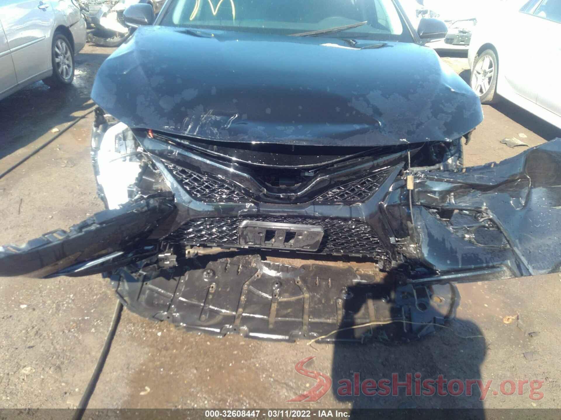 4T1B61HKXJU067486 2018 TOYOTA CAMRY