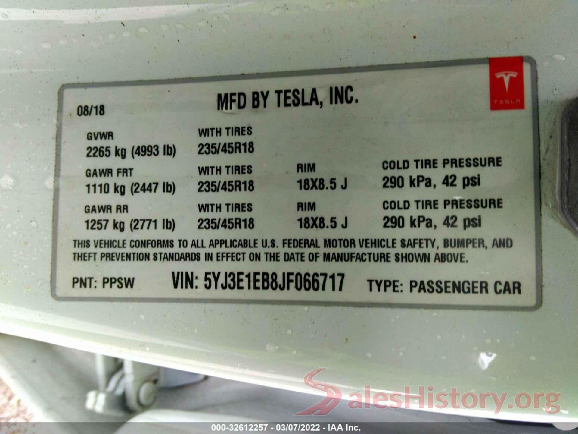 5YJ3E1EB8JF066717 2018 TESLA MODEL 3