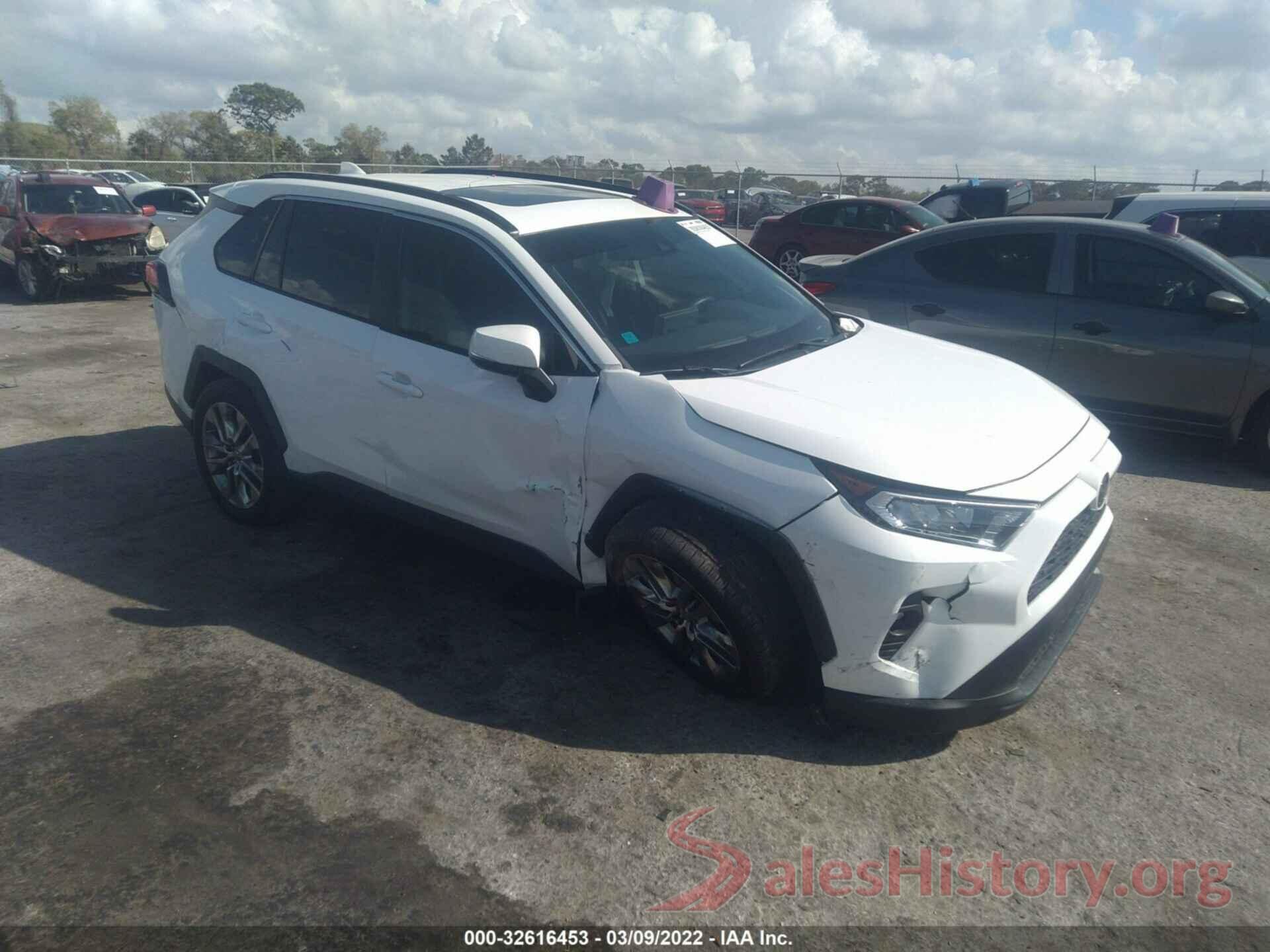 2T3C1RFV9KW010526 2019 TOYOTA RAV4