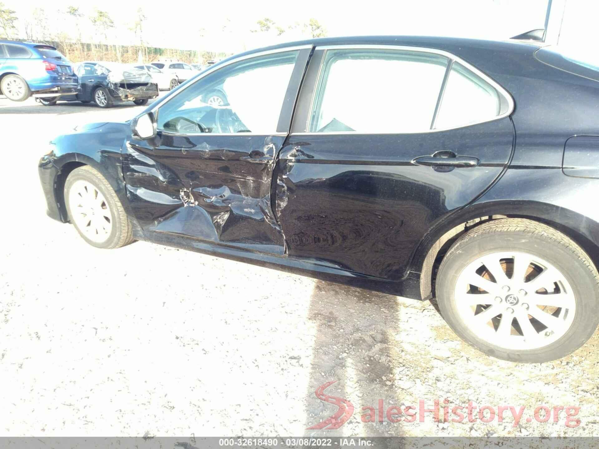 4T1B11HK0KU220571 2019 TOYOTA CAMRY