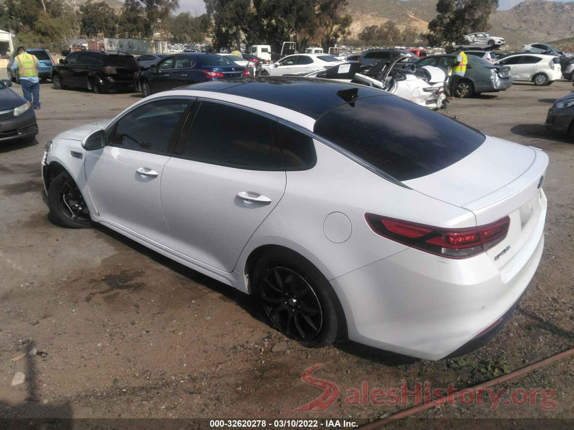 5XXGT4L36JG241502 2018 KIA OPTIMA