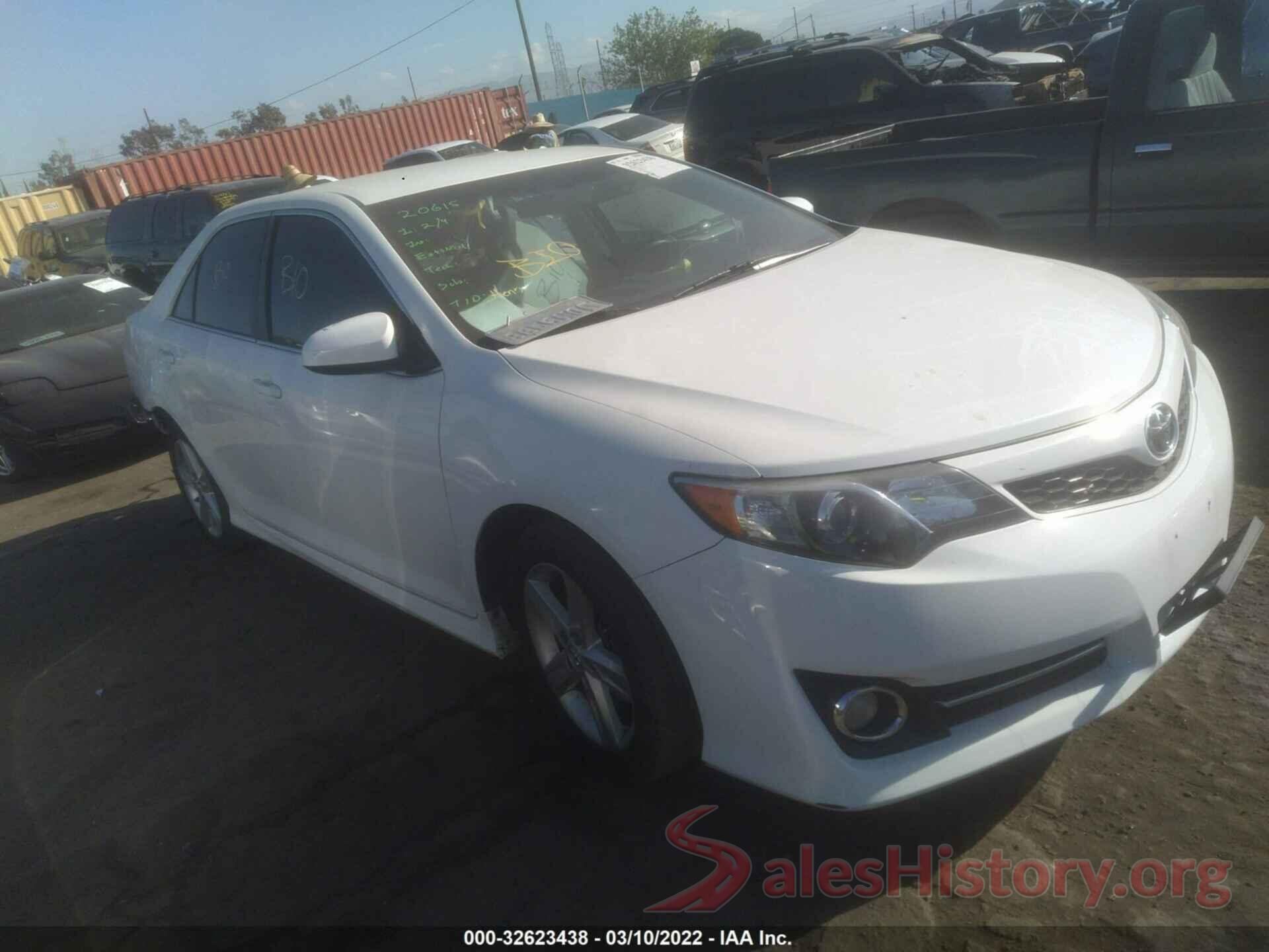 4T1BF1FK0EU764447 2014 TOYOTA CAMRY