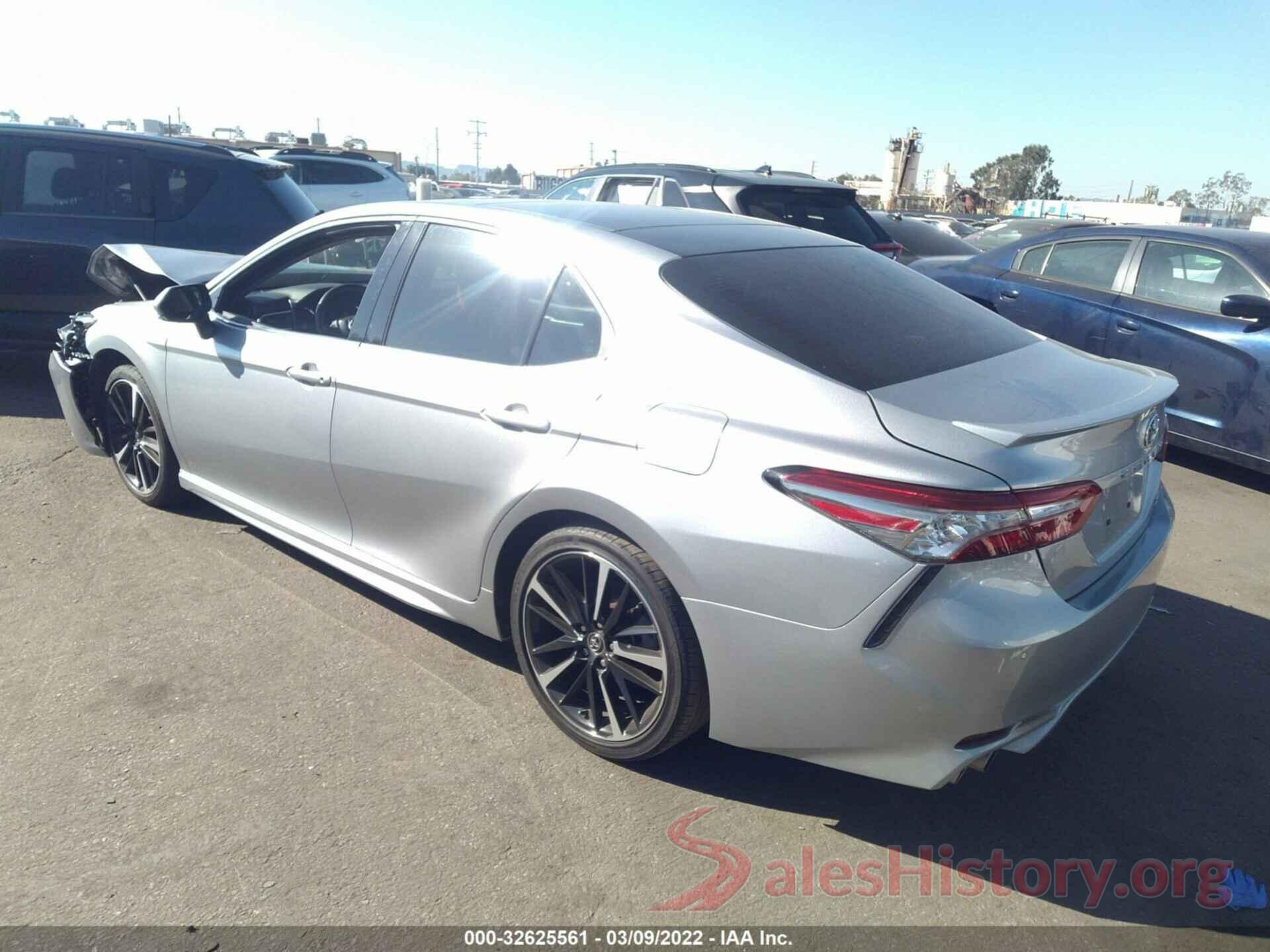 4T1B61HK7JU148512 2018 TOYOTA CAMRY