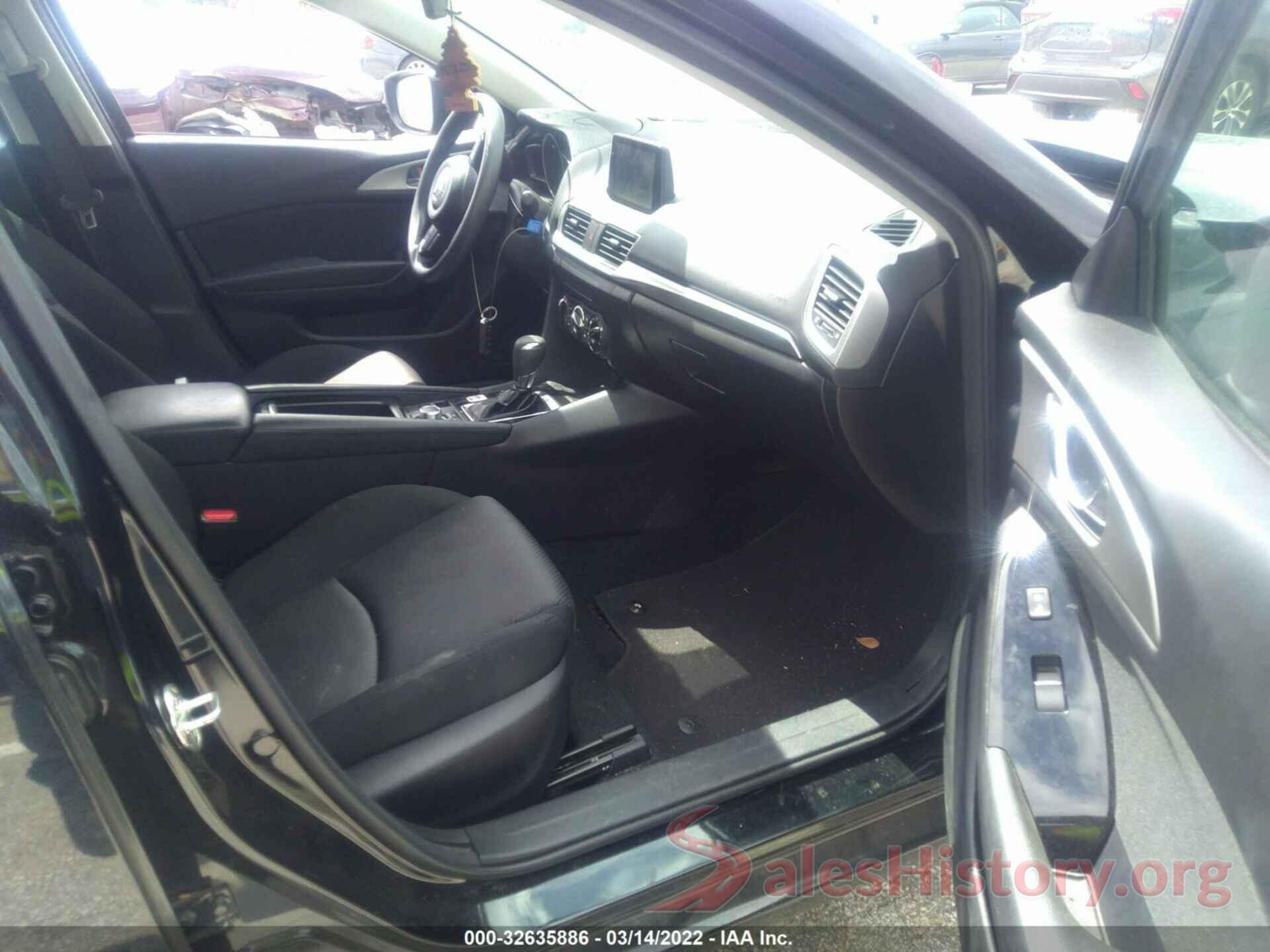 3MZBN1U72JM229007 2018 MAZDA MAZDA3 4-DOOR