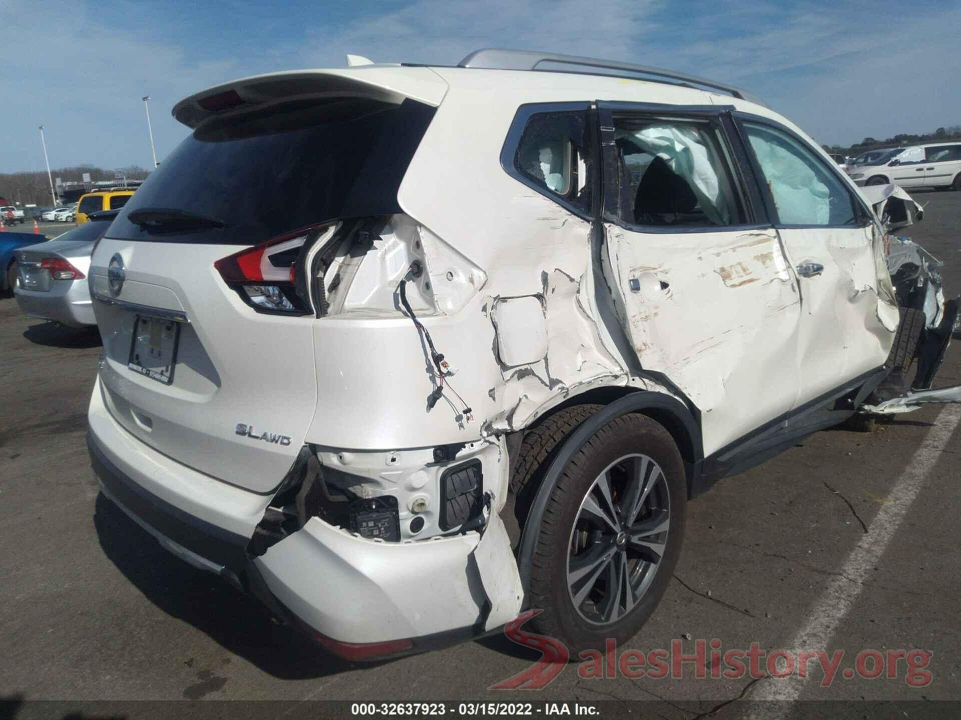 JN8AT2MV9JW300748 2018 NISSAN ROGUE