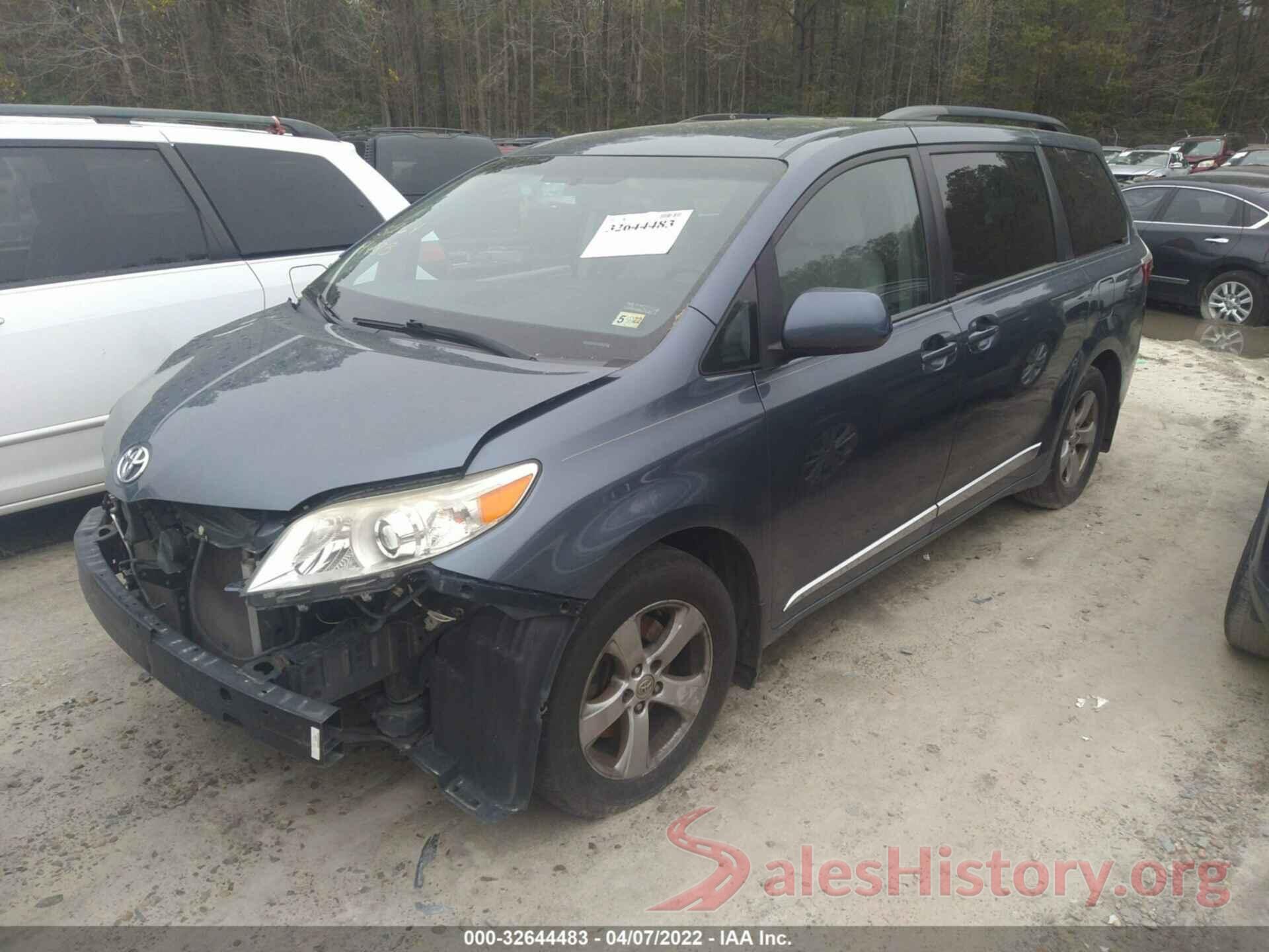 5TDKZ3DC1HS768602 2017 TOYOTA SIENNA