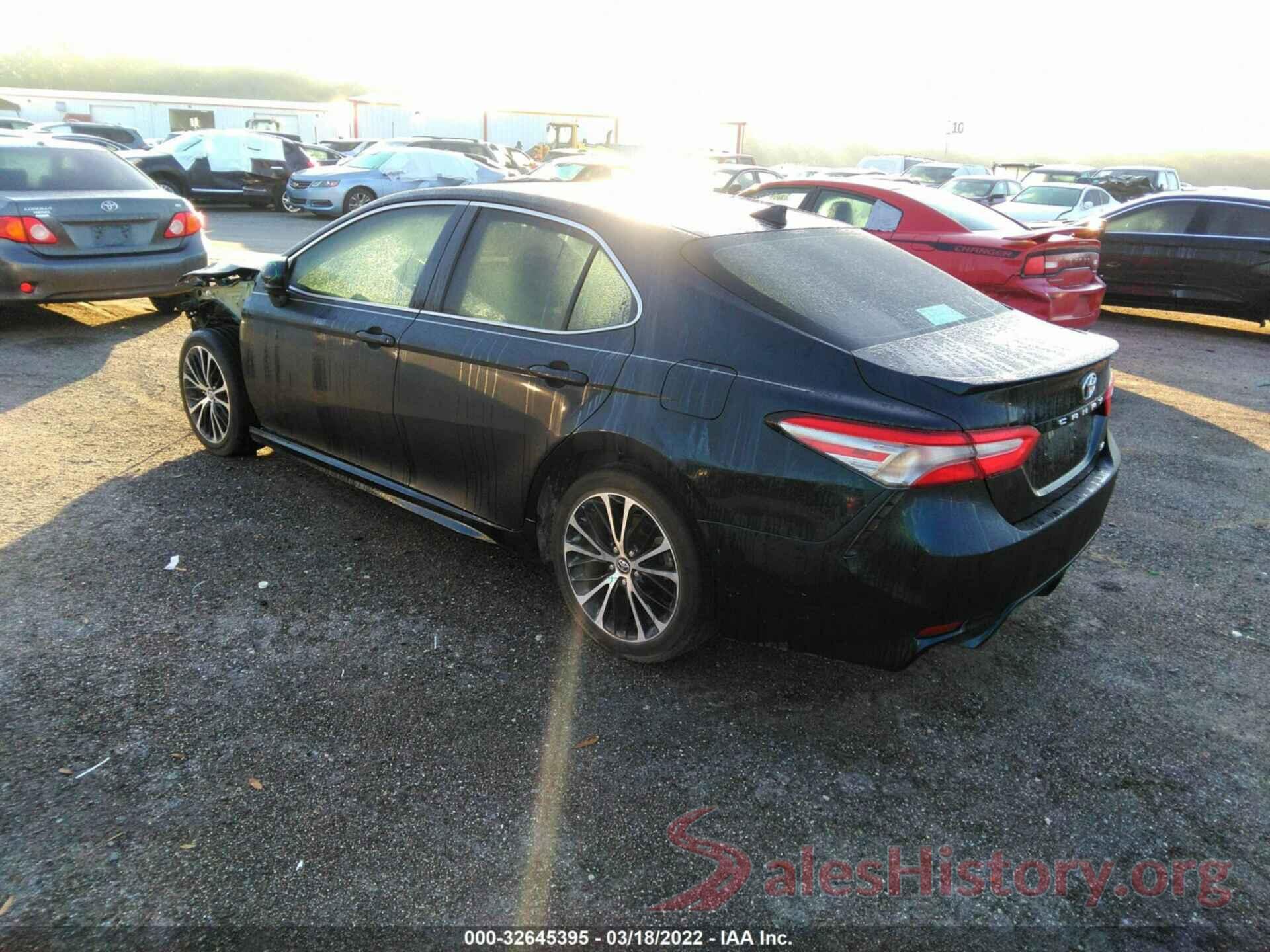 4T1B11HKXKU829523 2019 TOYOTA CAMRY