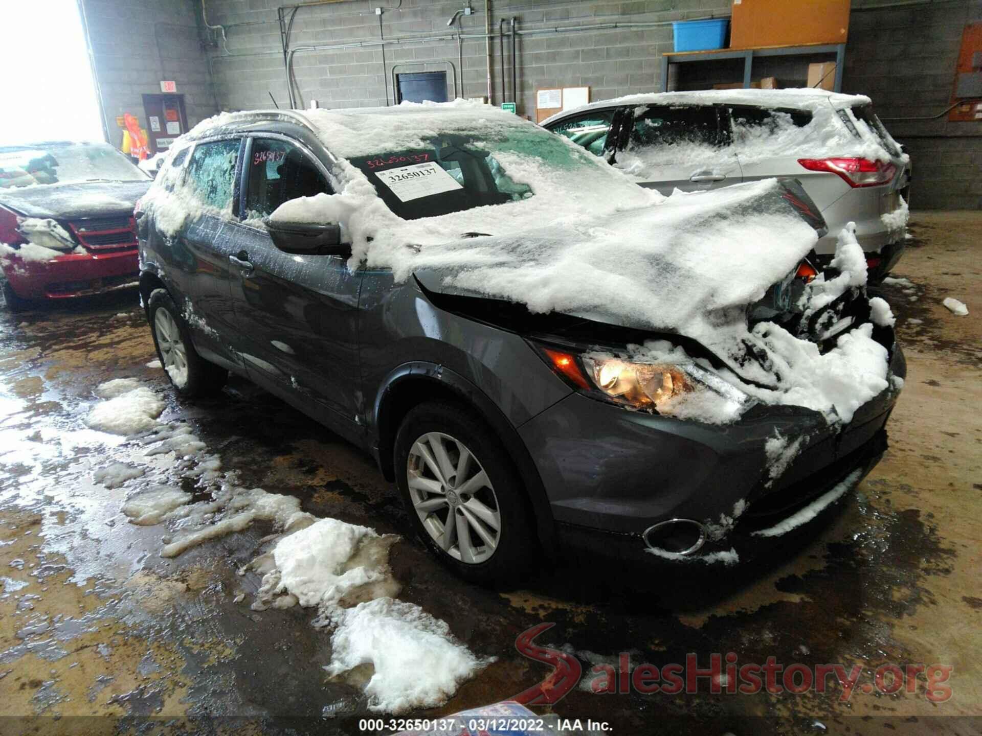 JN1BJ1CR5JW210746 2018 NISSAN ROGUE SPORT