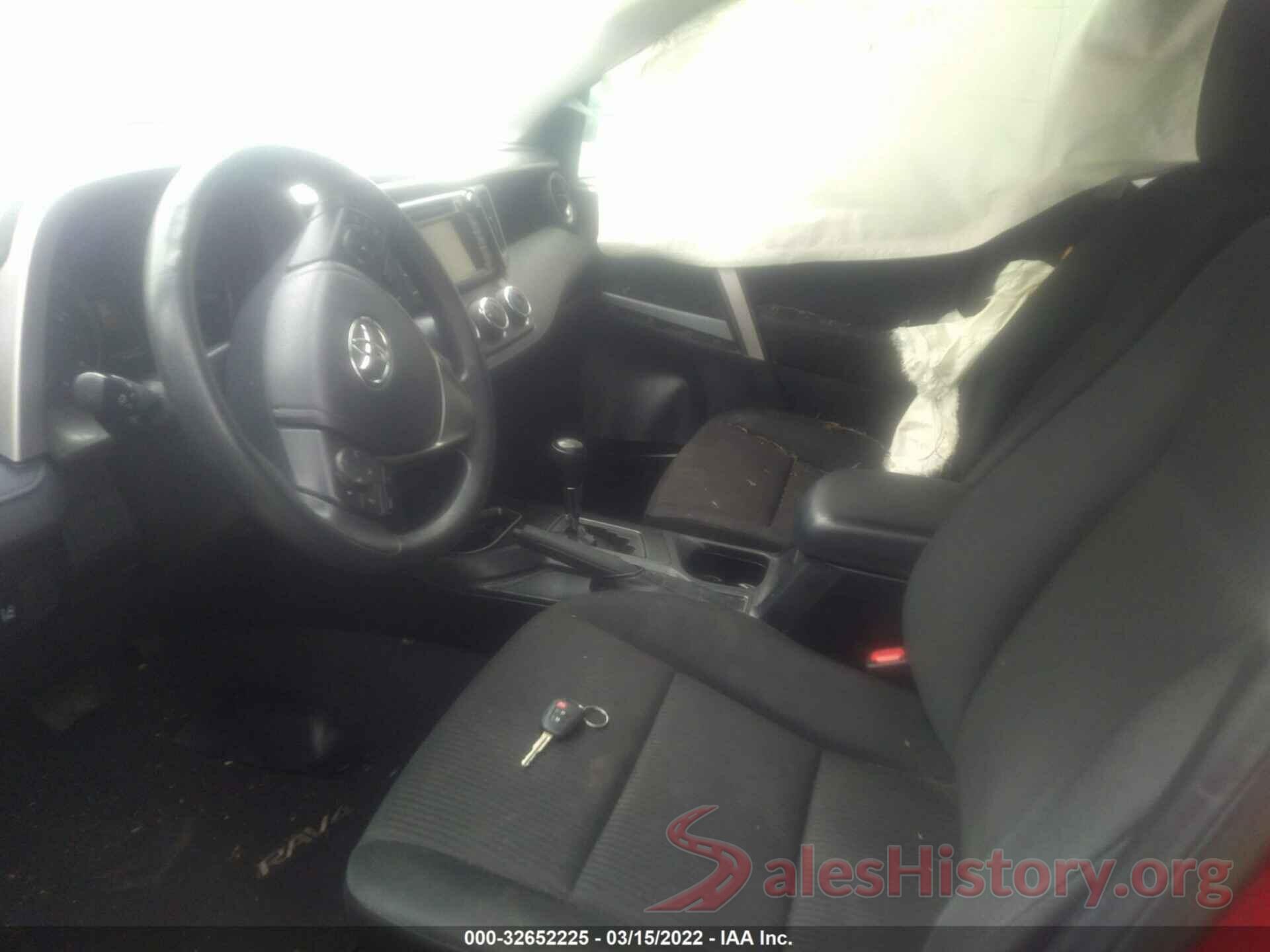 JTMZFREV3HJ125479 2017 TOYOTA RAV4