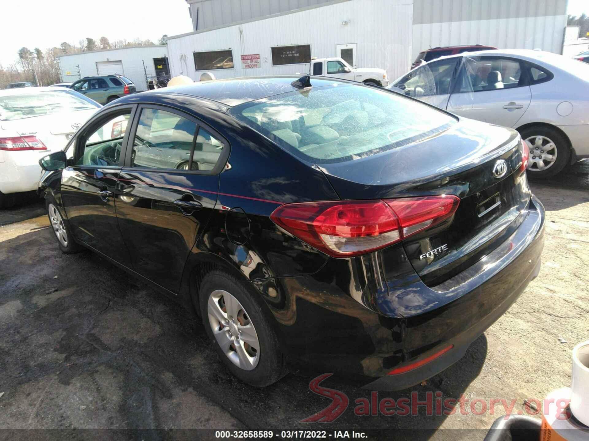 3KPFK4A78JE284848 2018 KIA FORTE