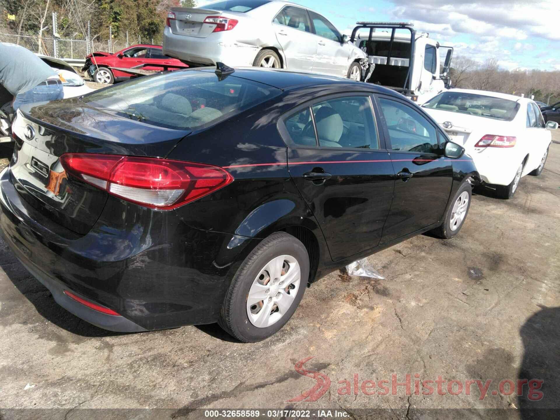 3KPFK4A78JE284848 2018 KIA FORTE