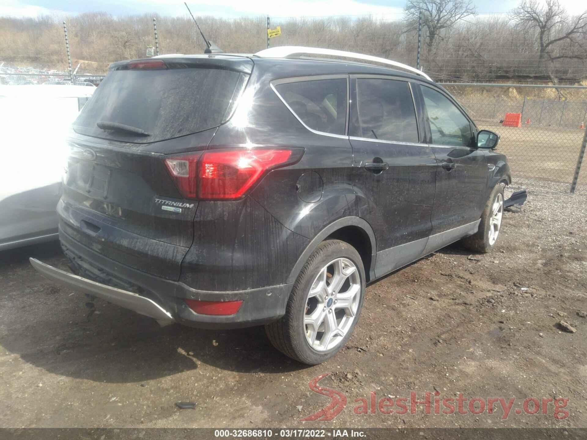 1FMCU9J90KUA02910 2019 FORD ESCAPE