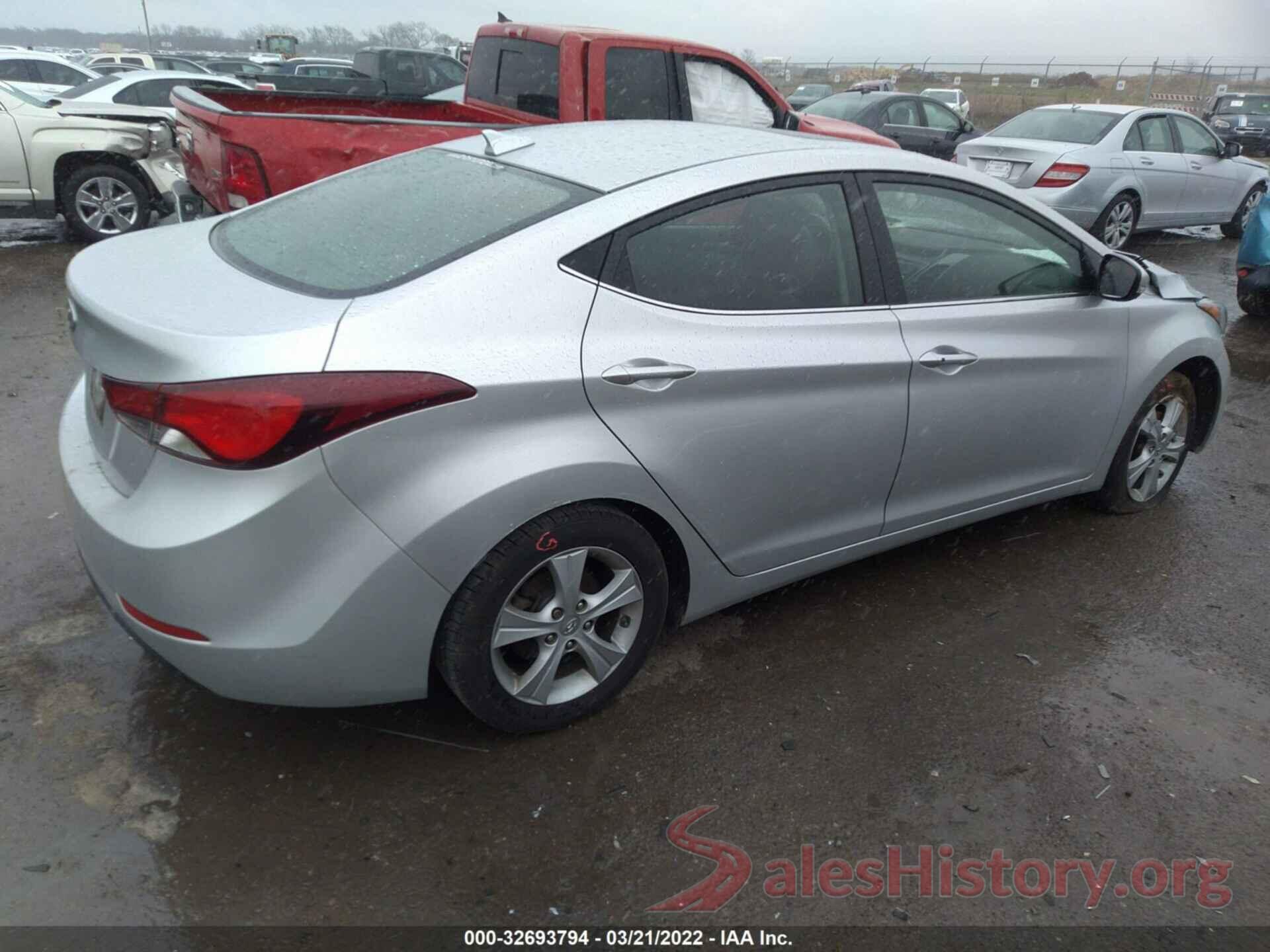 5NPDH4AE9GH780797 2016 HYUNDAI ELANTRA