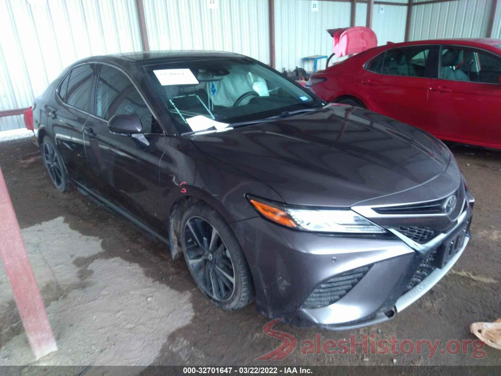 4T1B61HK9JU104866 2018 TOYOTA CAMRY