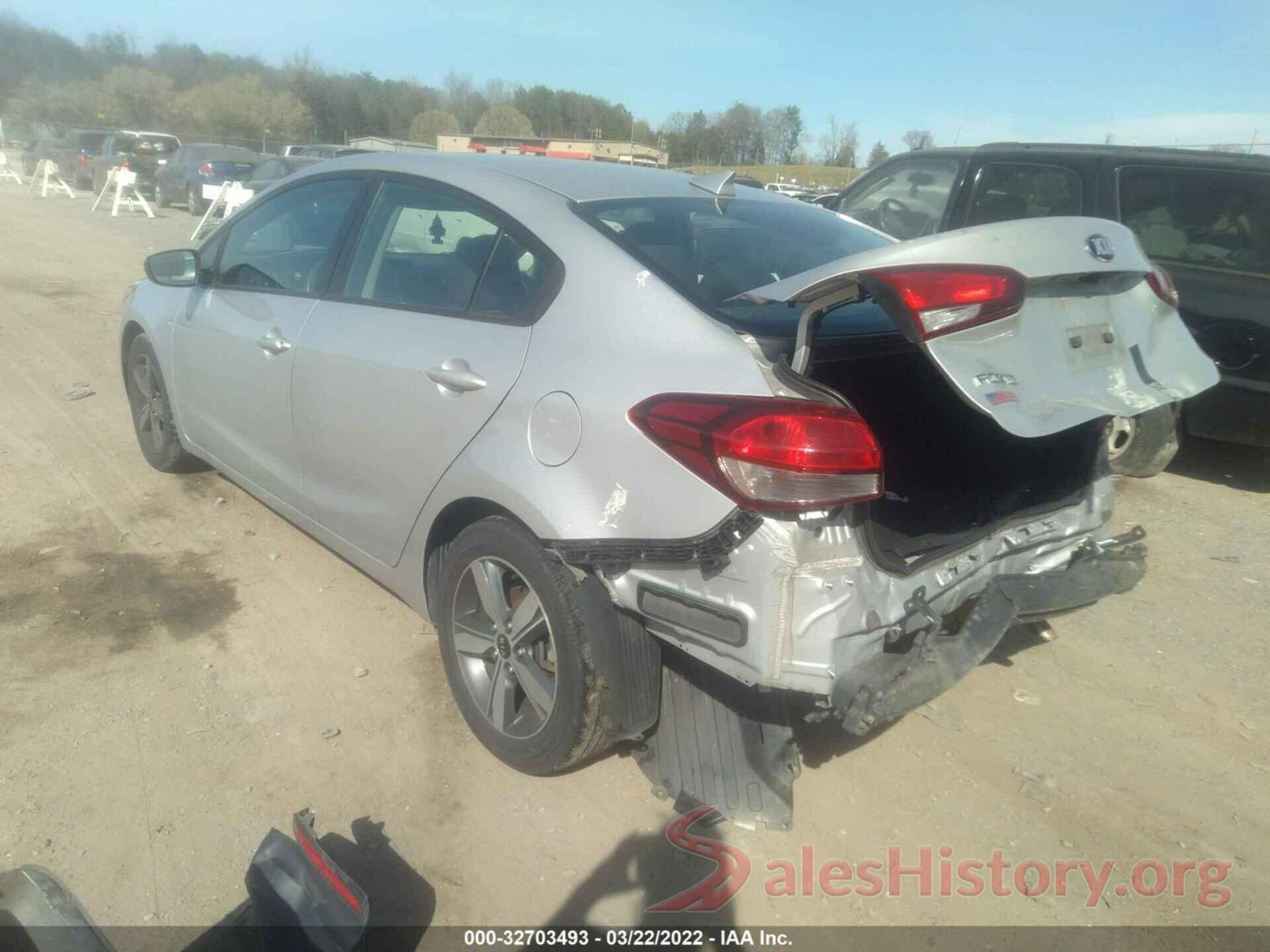 3KPFL4A7XJE223966 2018 KIA FORTE