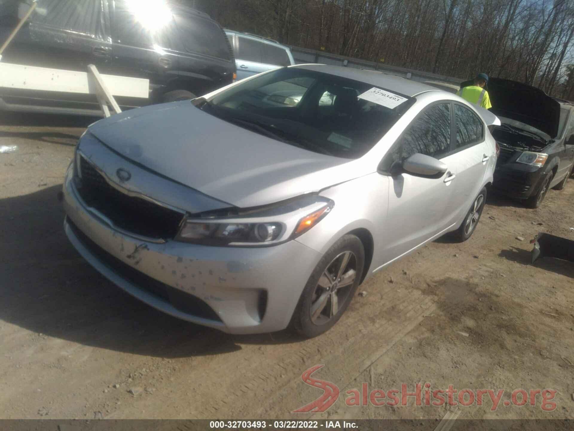 3KPFL4A7XJE223966 2018 KIA FORTE