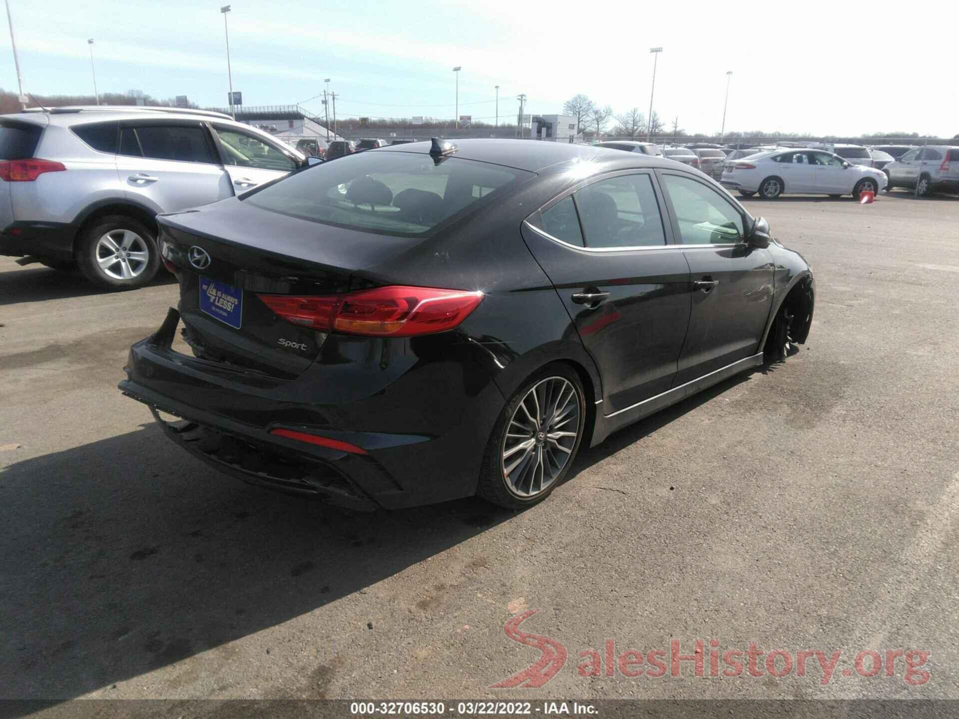 KMHD04LB4JU447863 2018 HYUNDAI ELANTRA