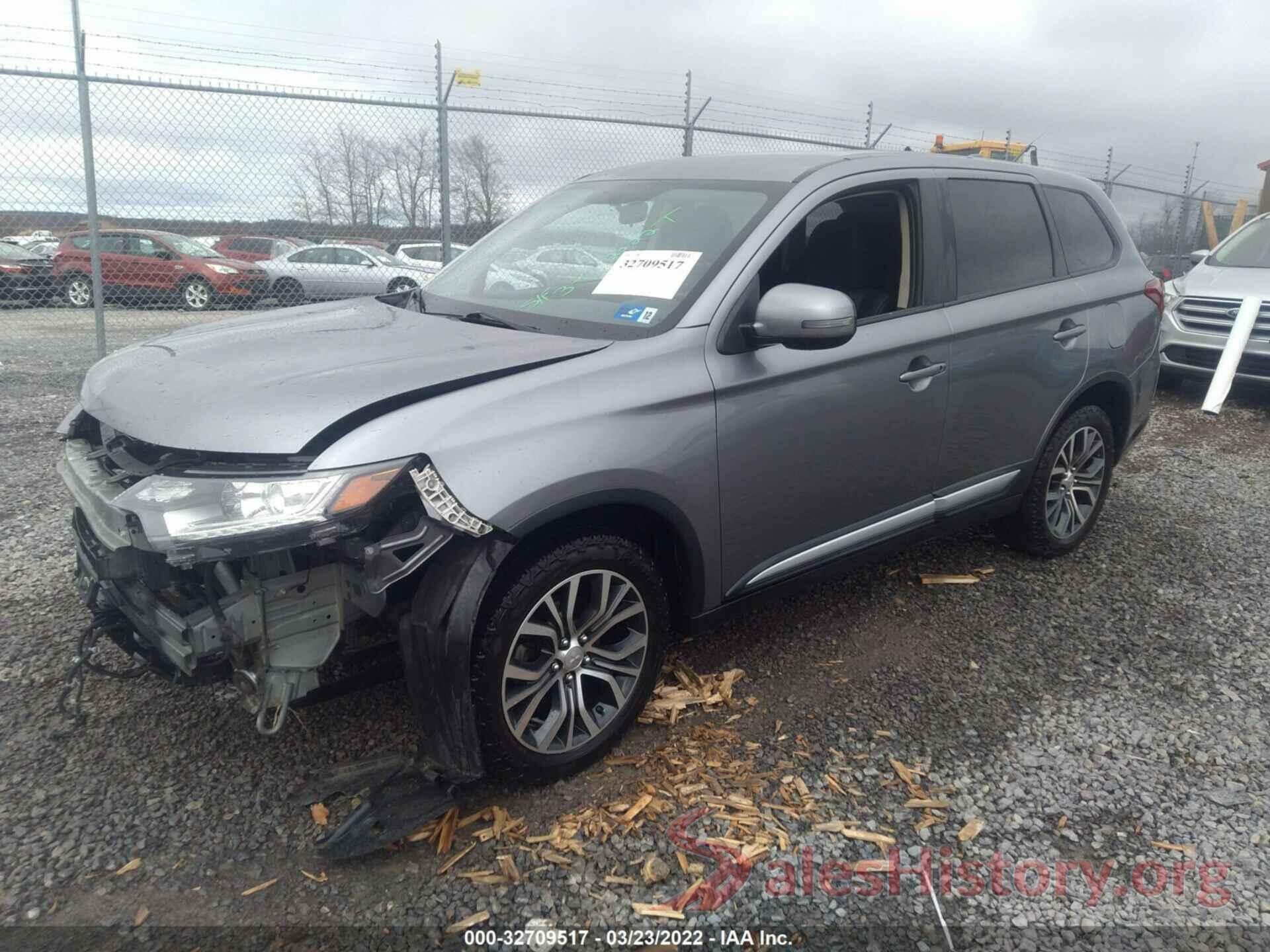 JA4AZ3A38JZ040581 2018 MITSUBISHI OUTLANDER